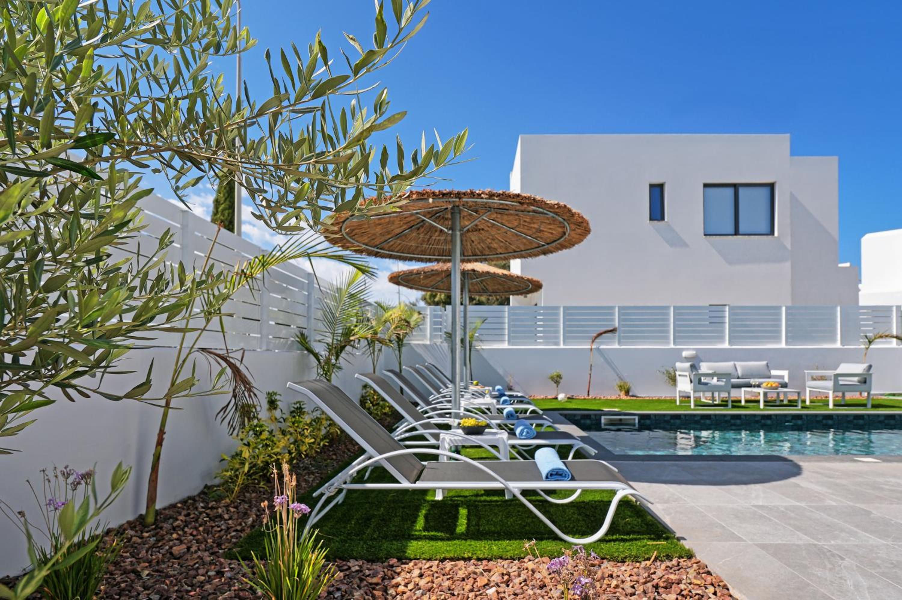 Villa Clio - 3bed All En-suite with Private Pool