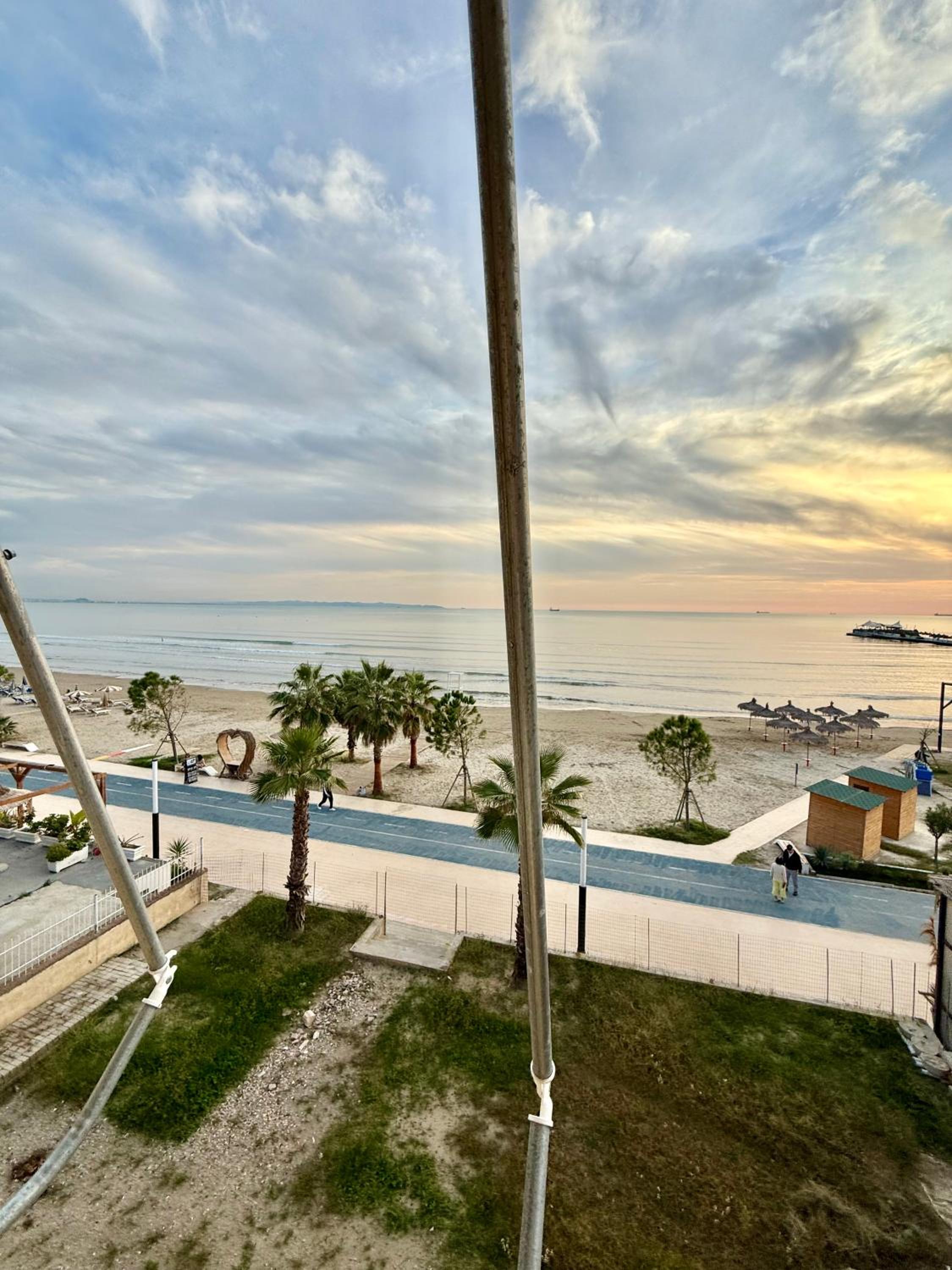 Ilir Sea View Apartments