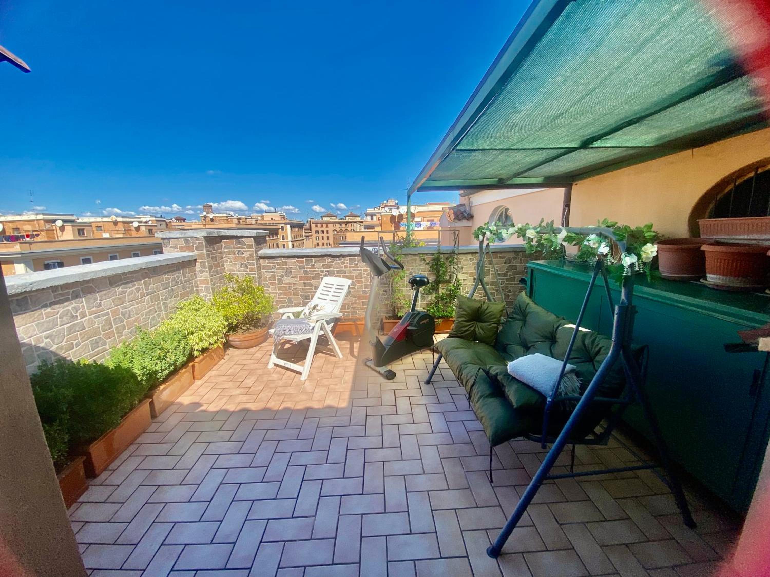 Ave Roma Suite