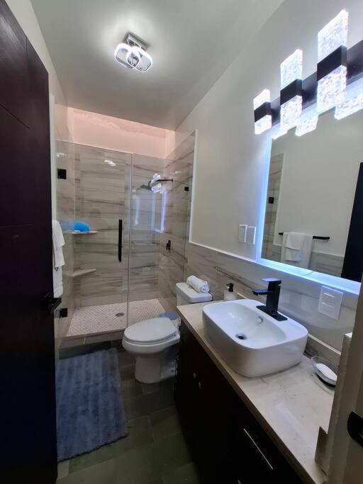 Spacious 3-Bed, 2-Bath Home view 3