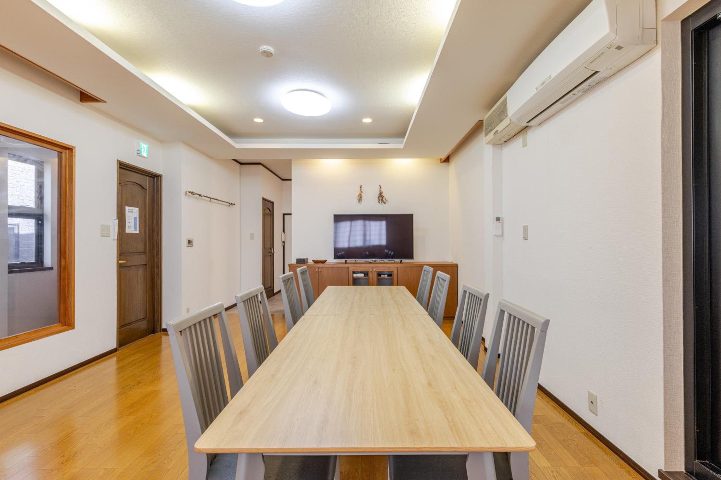 meeting & event spaces