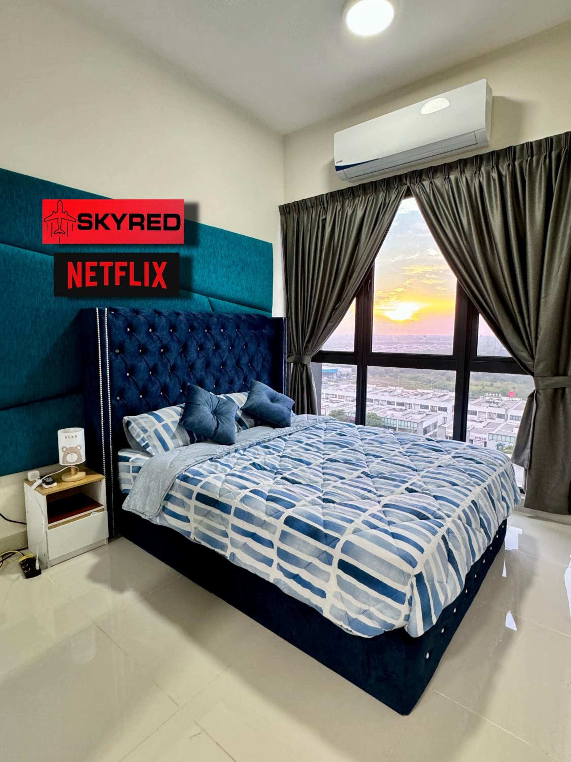 Netflix SkyRed B1036 Core Soho near KLIA photo 1