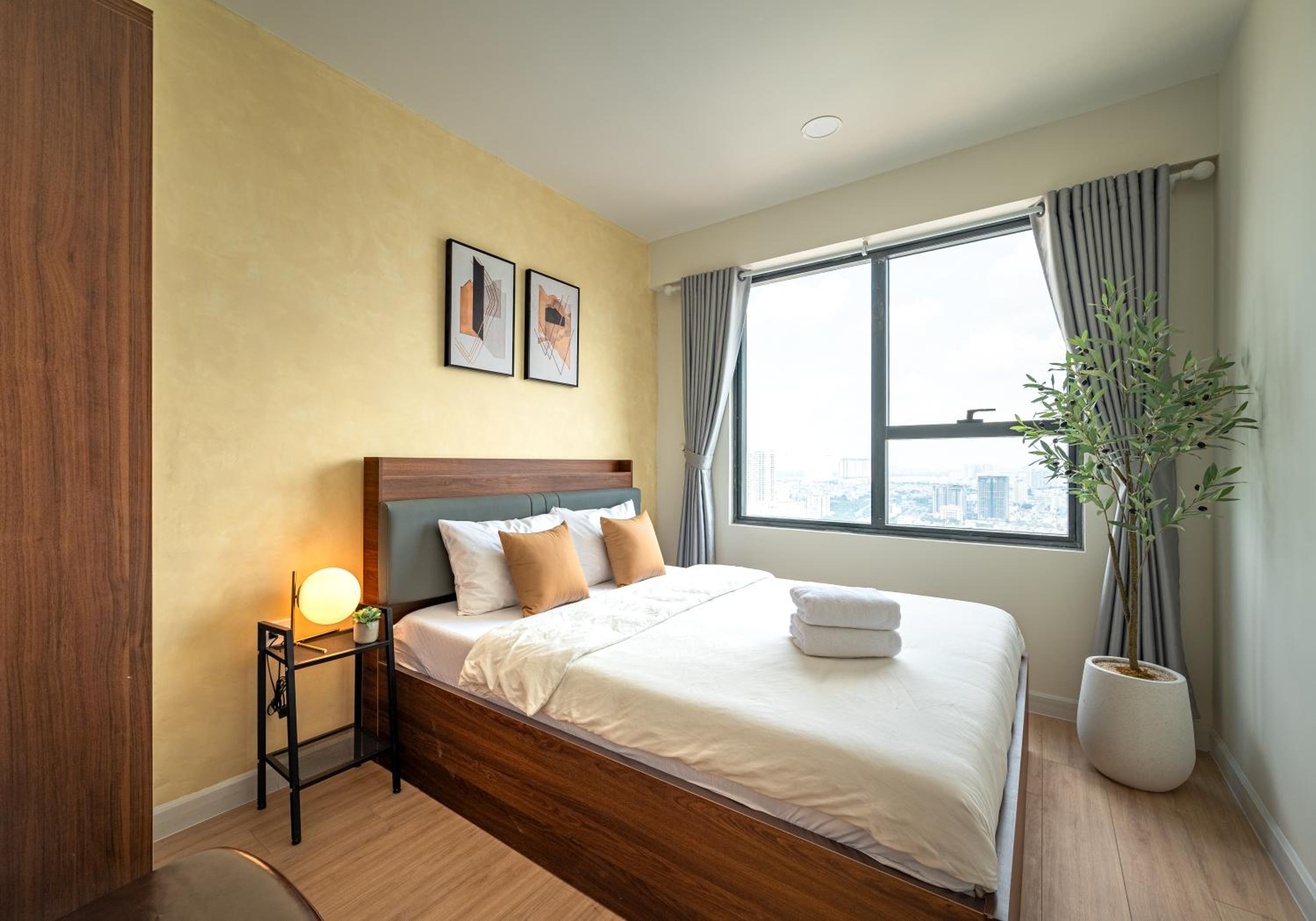 Saigon Staycation, 2Brs+1Wc, D1, View Bitexco