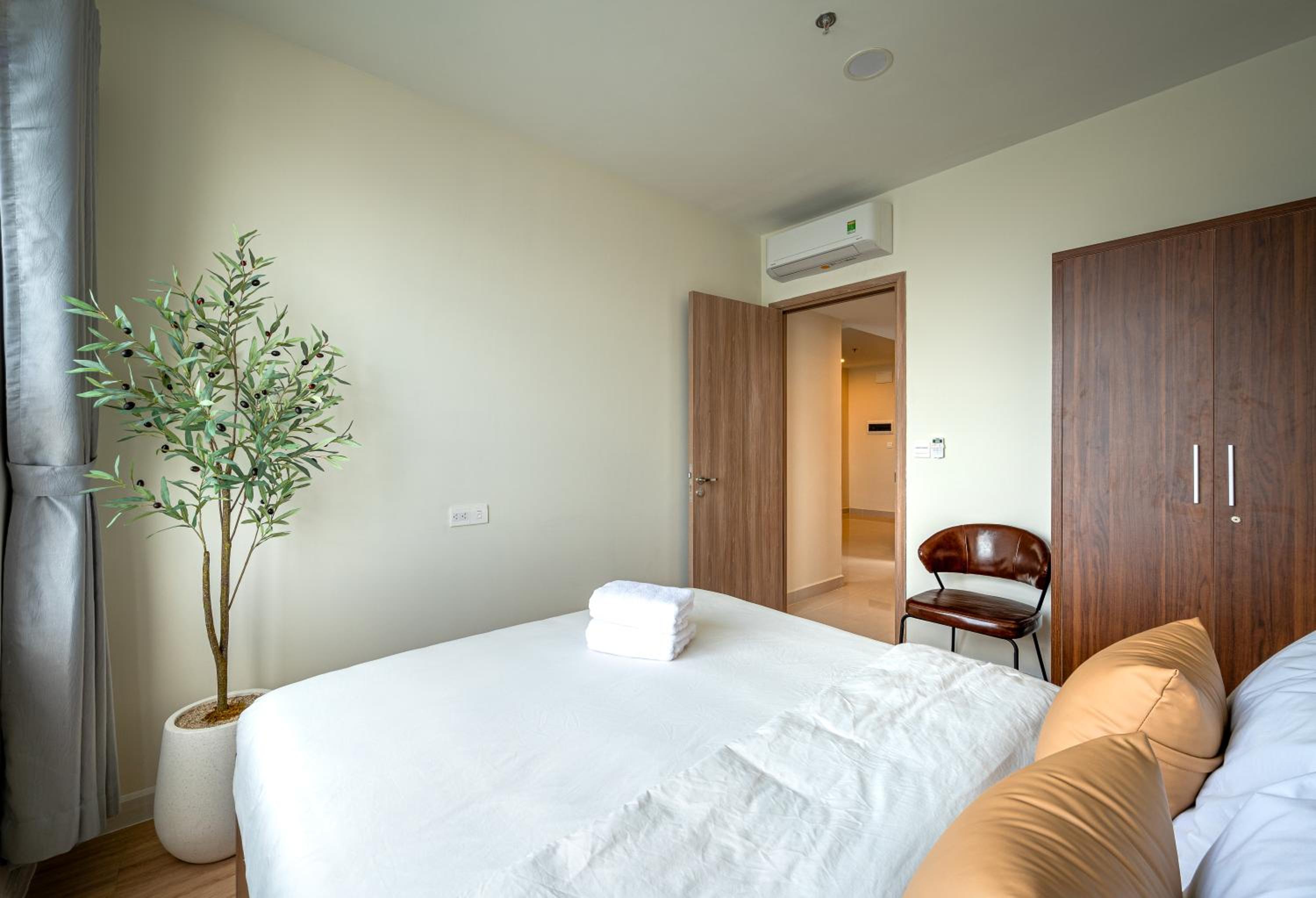 Saigon Staycation, 2Brs+1Wc, D1, View Bitexco
