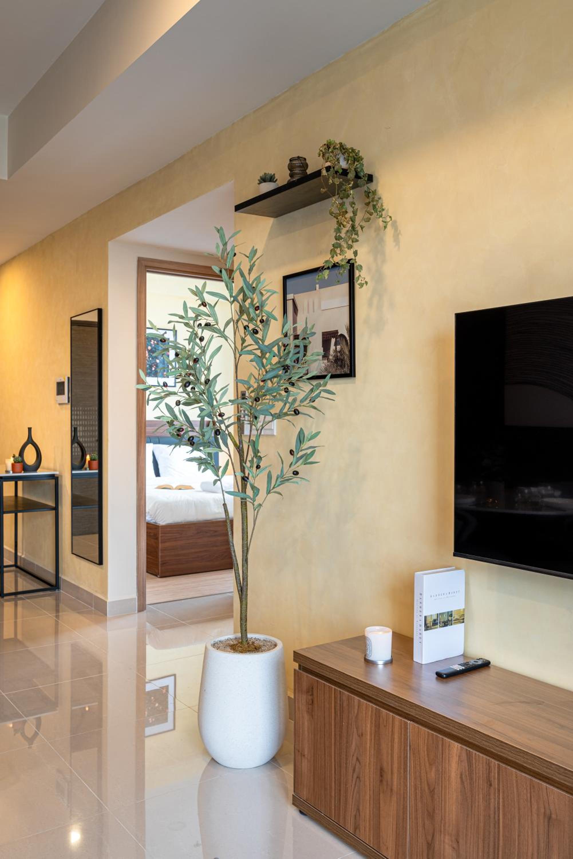 Saigon Staycation, 2Brs+1Wc, D1, View Bitexco