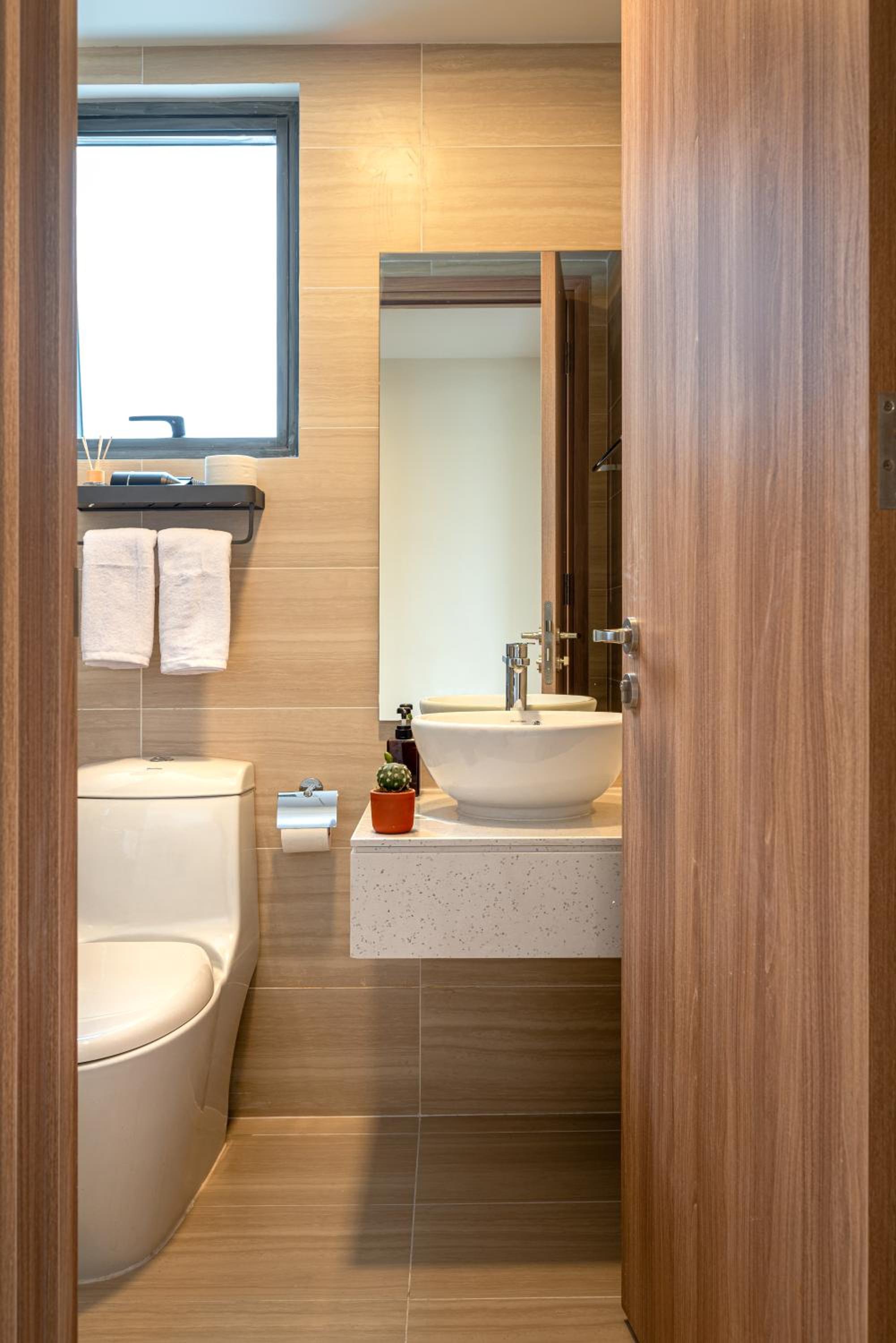 Saigon Staycation, 2Brs+1Wc, D1, View Bitexco