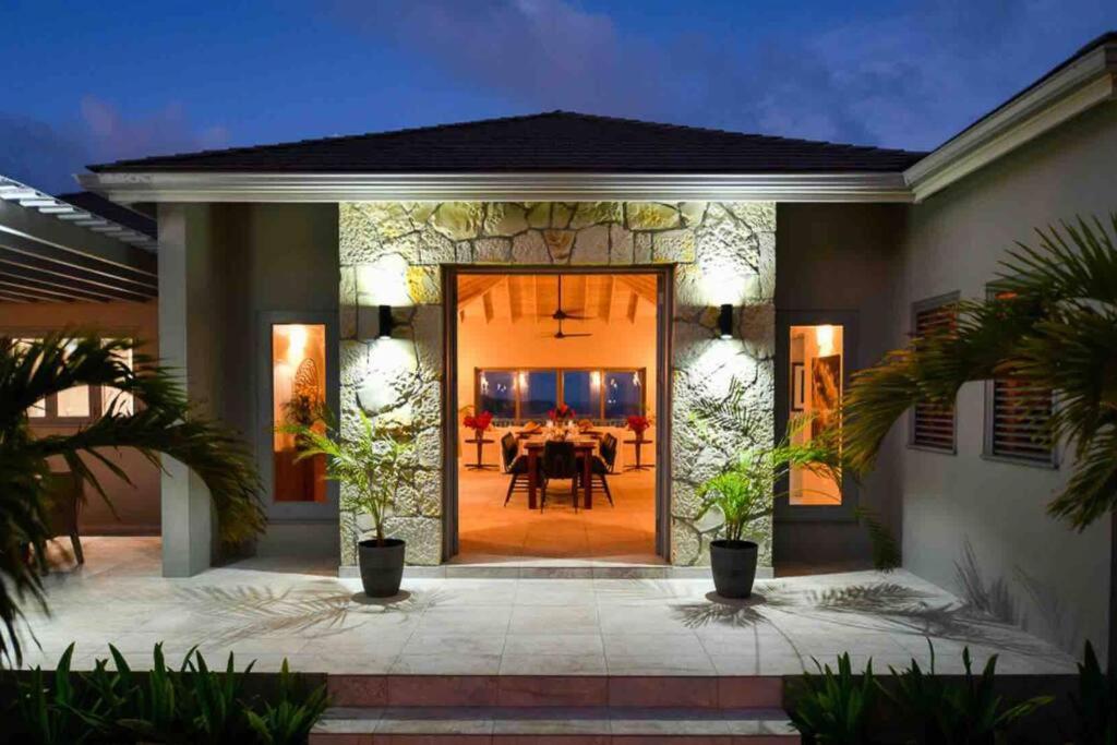 Luxury&tranquility- ocean view