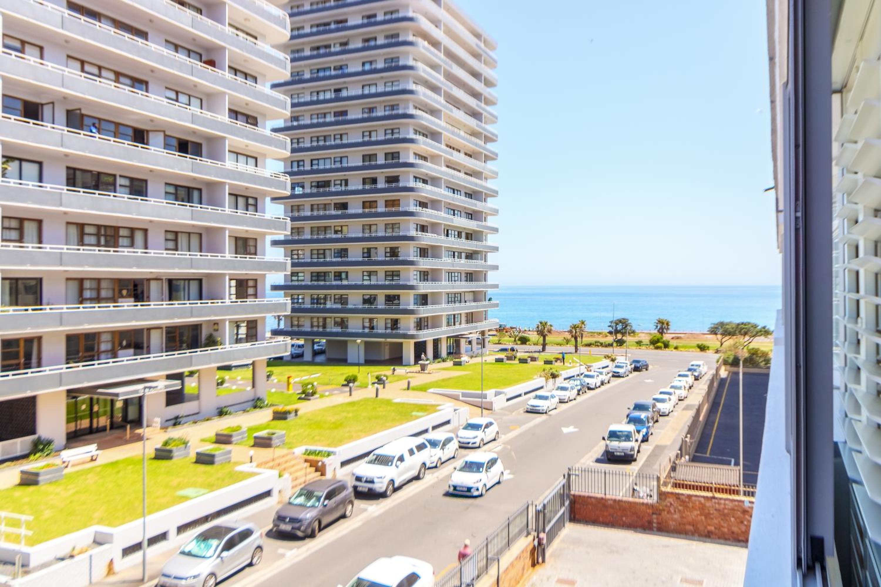 Vicmor Court 22 by CTHA view 3