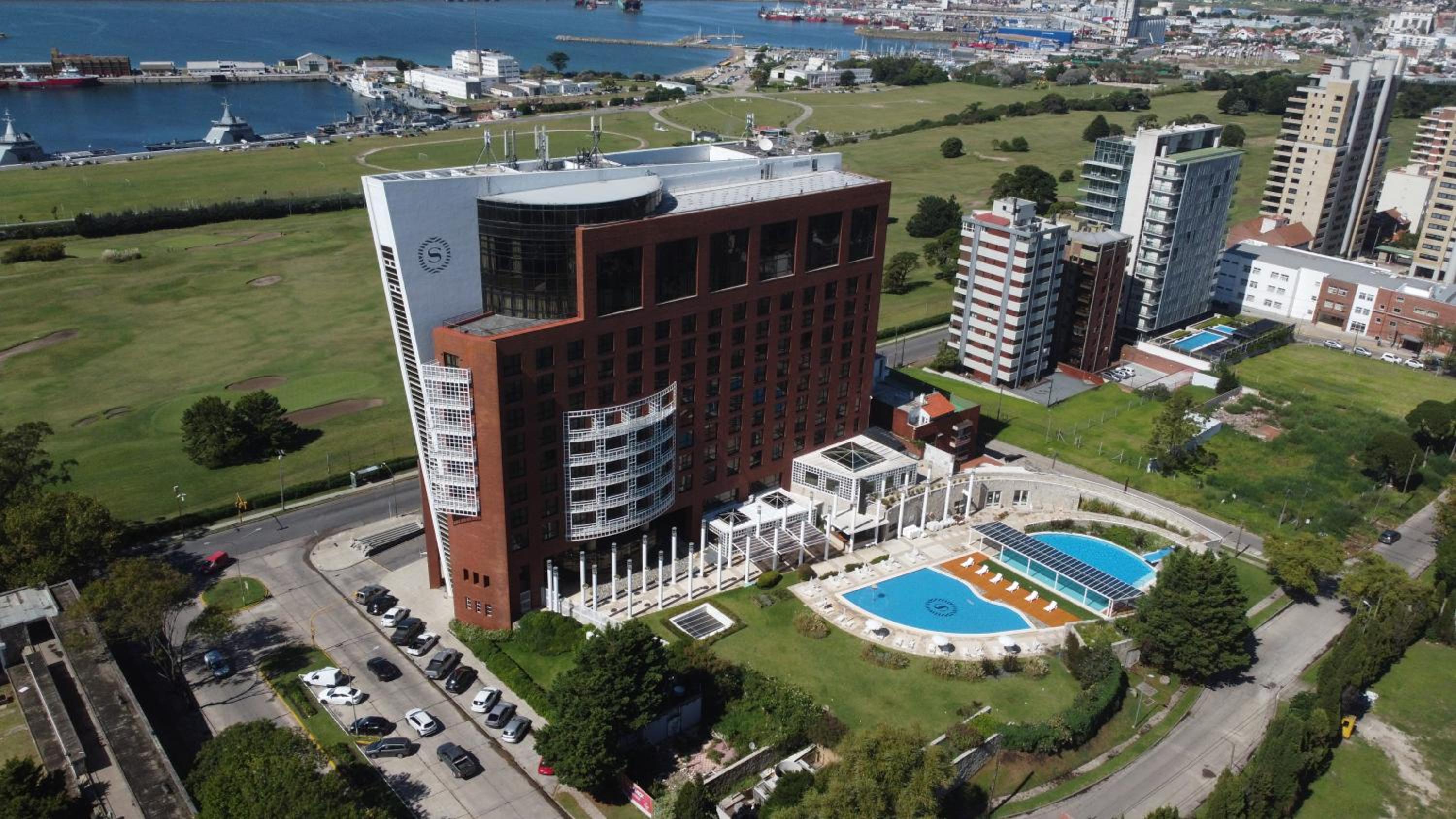 Hotel Sheraton Mar Del Plata Hotel - Image 1