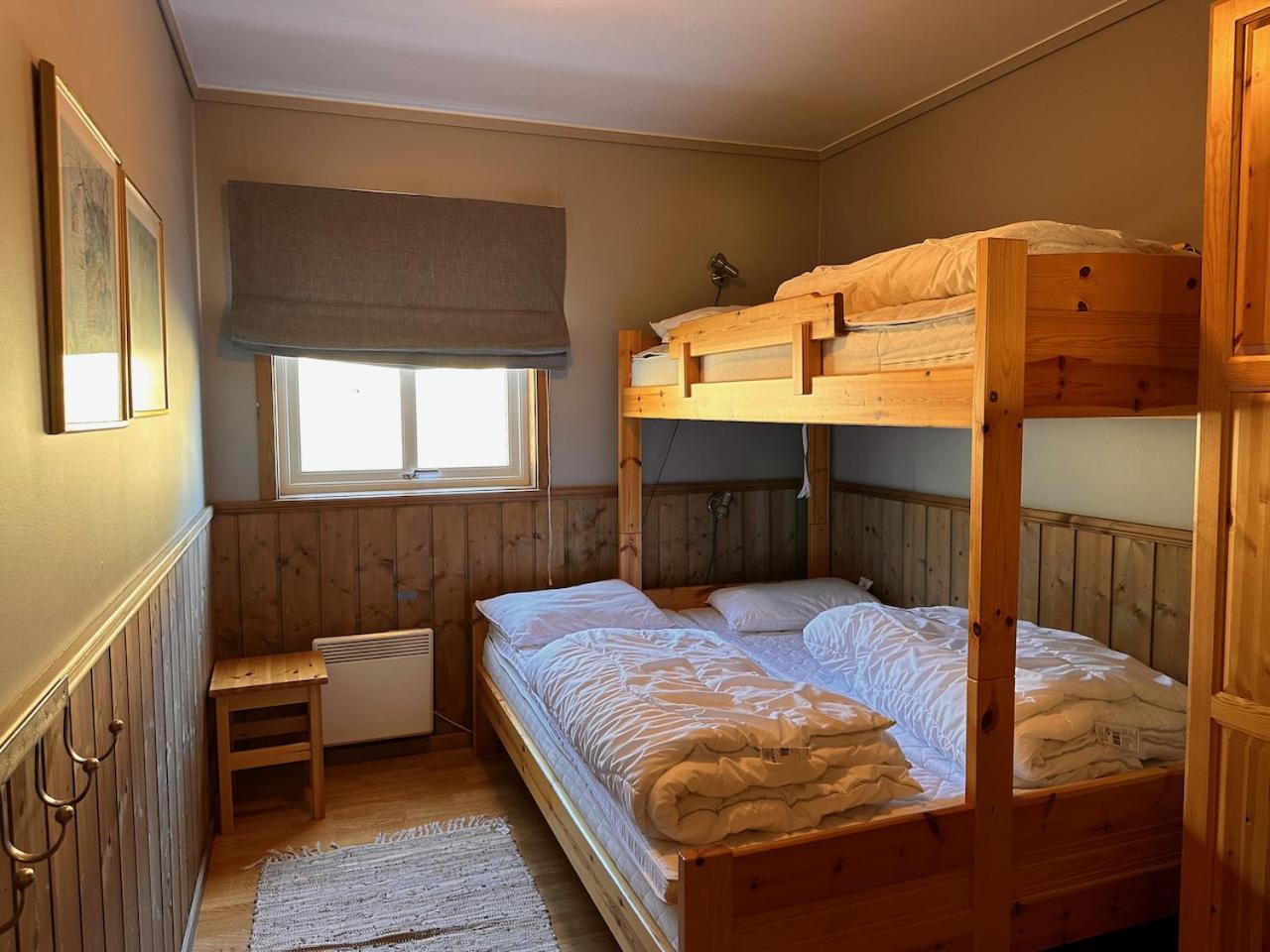 Cozy 3 Bedroom, Terrace, Pets Welcome view 3
