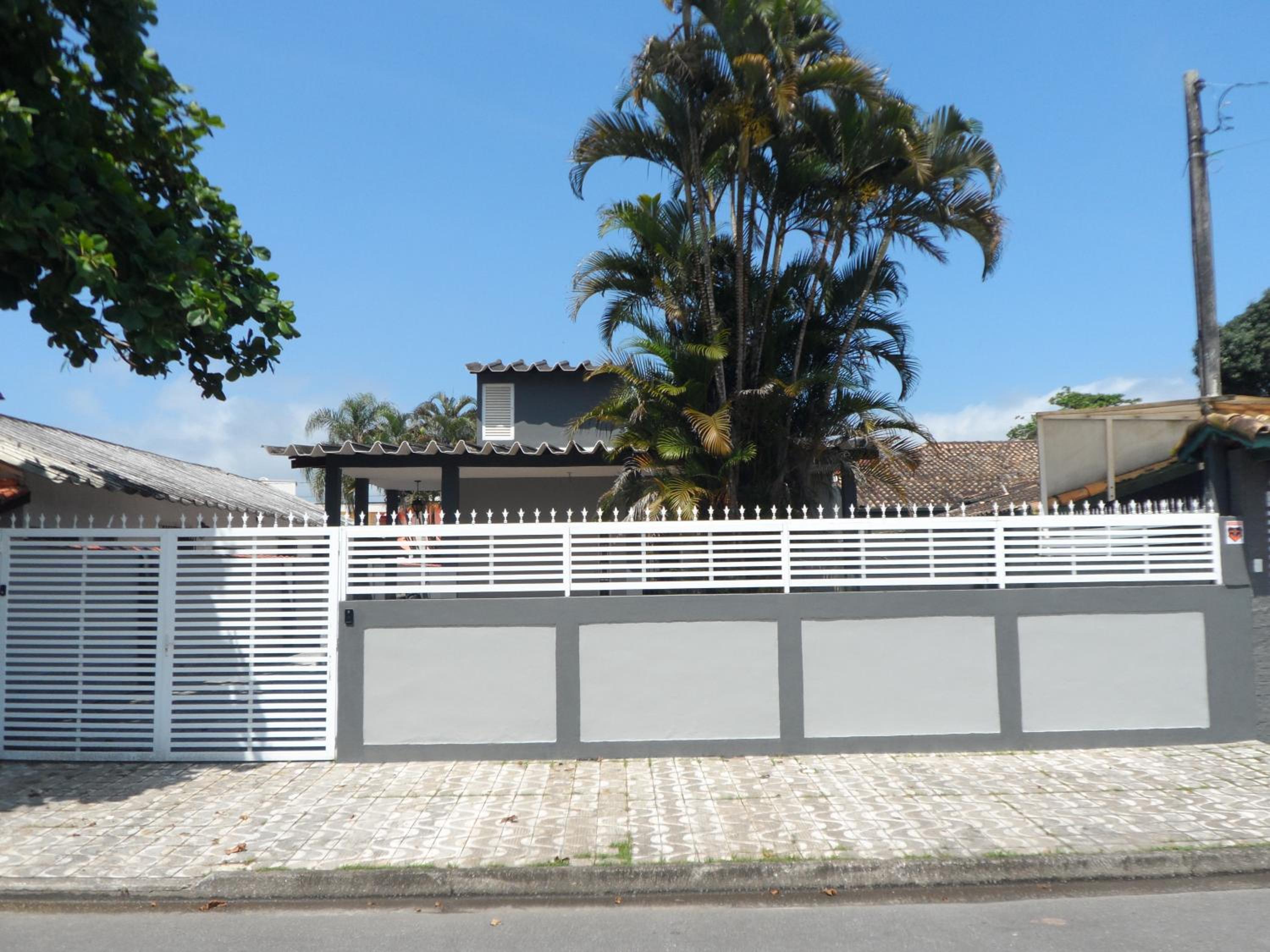 Casa Centro de Bertioga - SP terrea 300 metros da praia - Marcondes 05