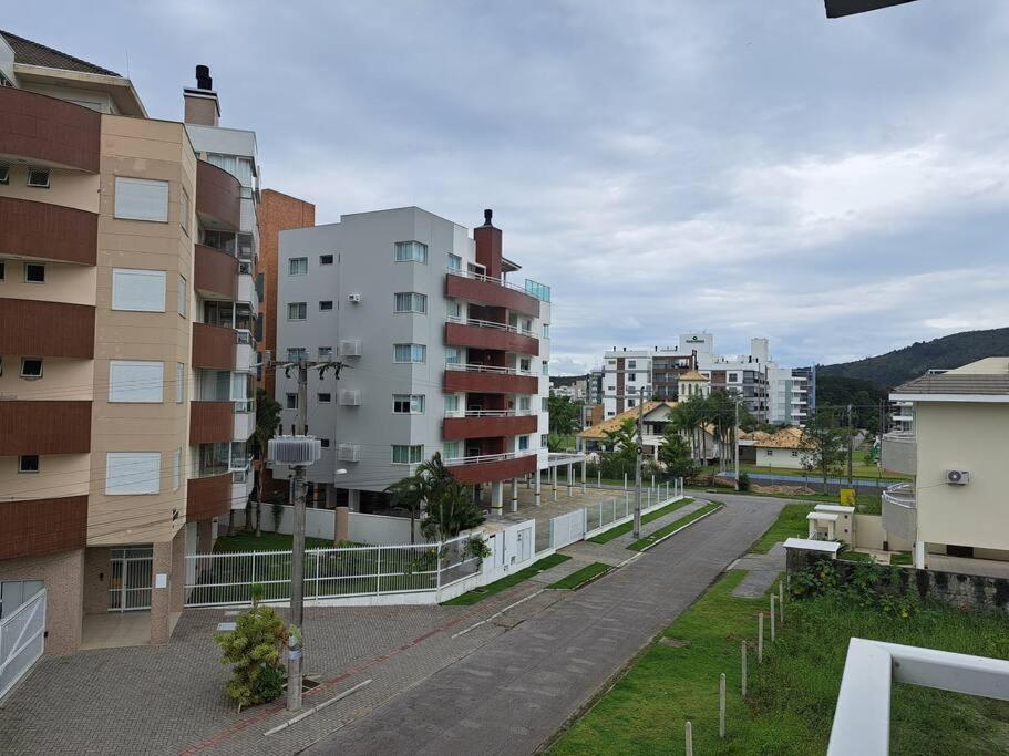 Praia de Palmas 2 Qtos 2 suítes