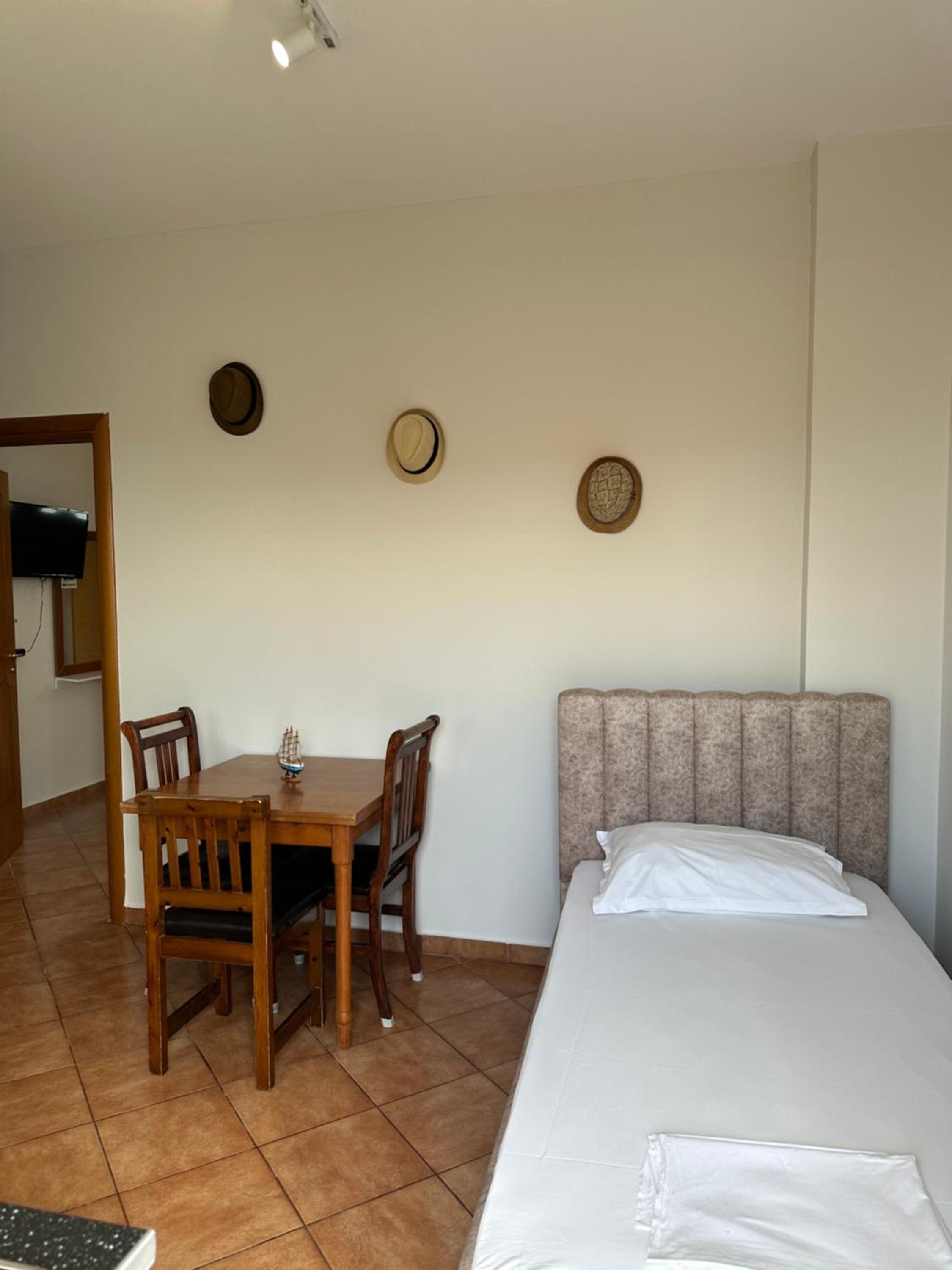Anel Suites