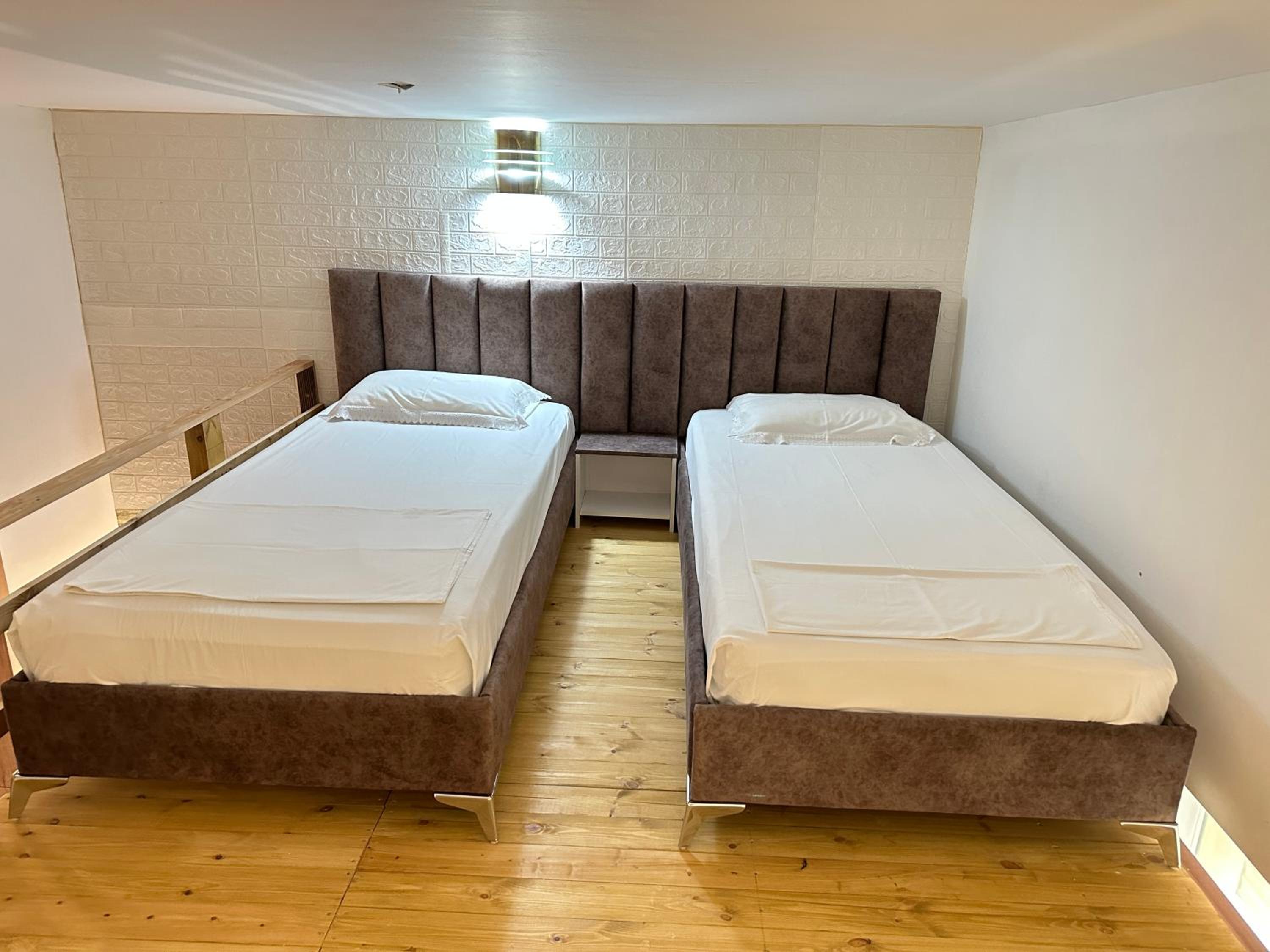 Anel Suites