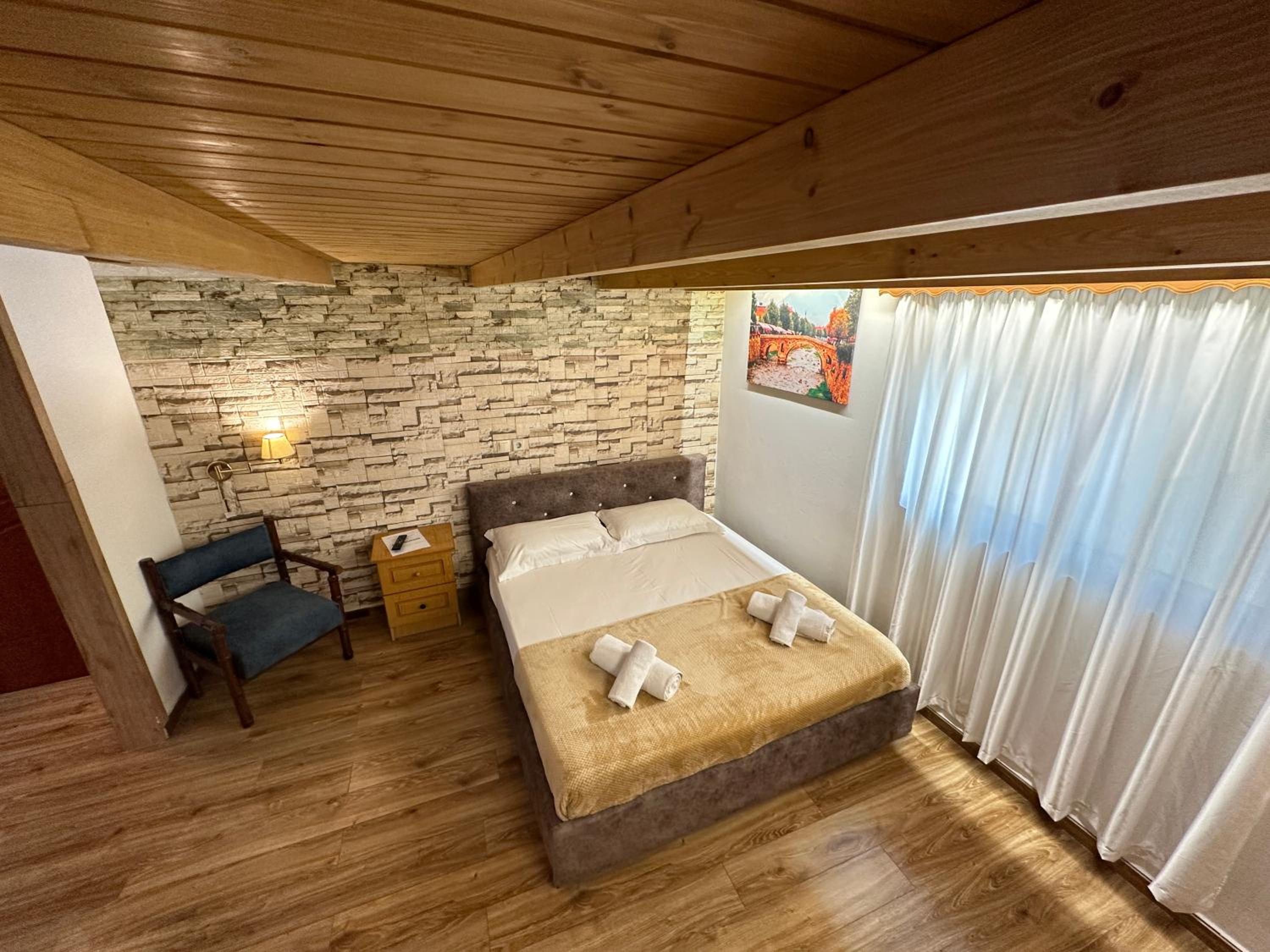 Anel Suites