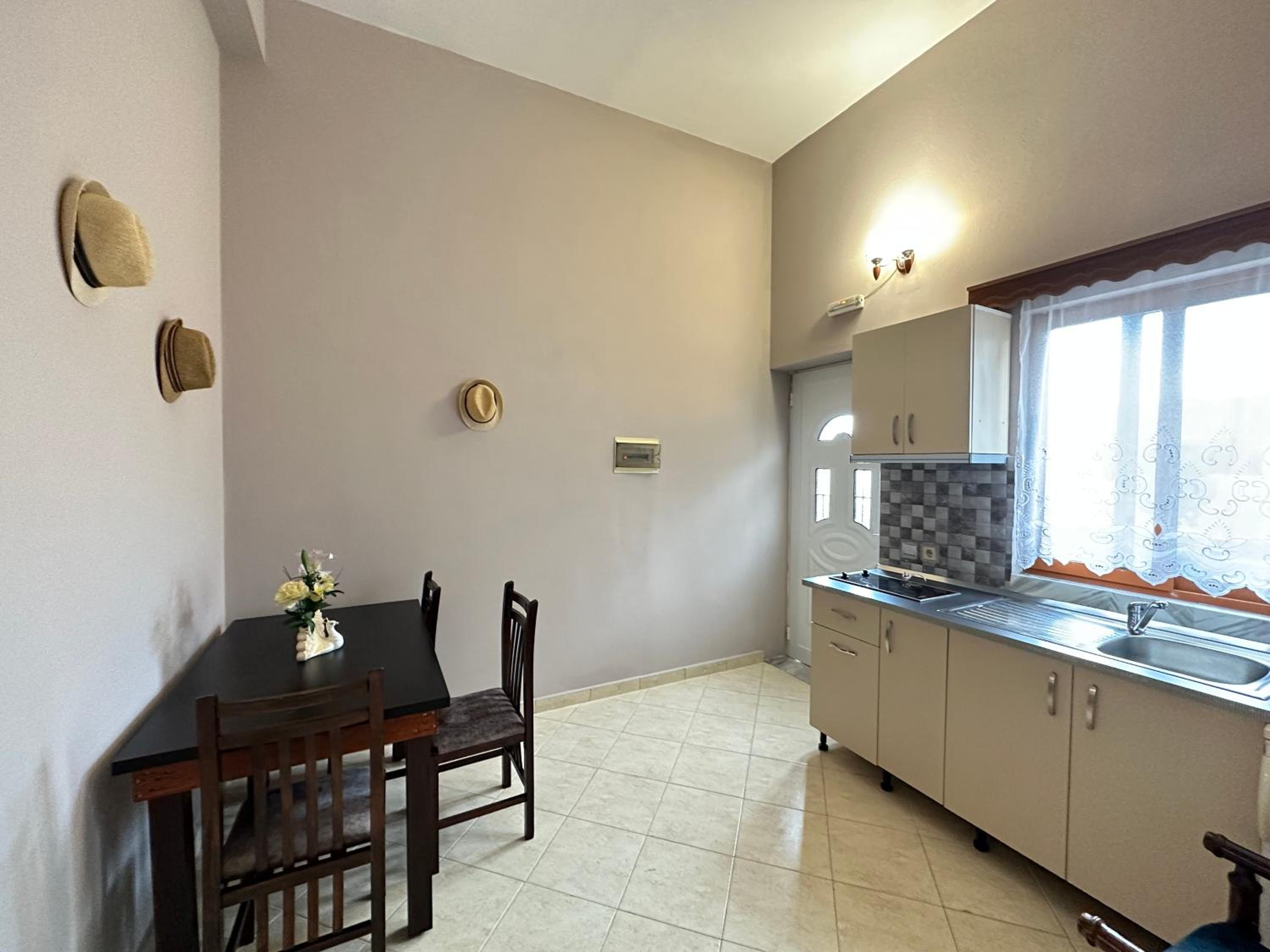 Anel Suites