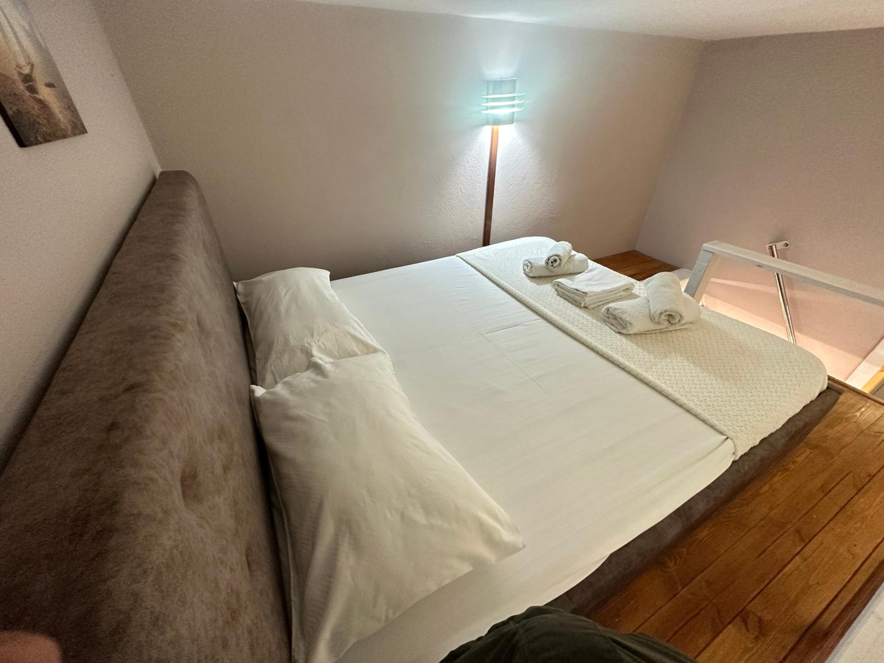 Anel Suites