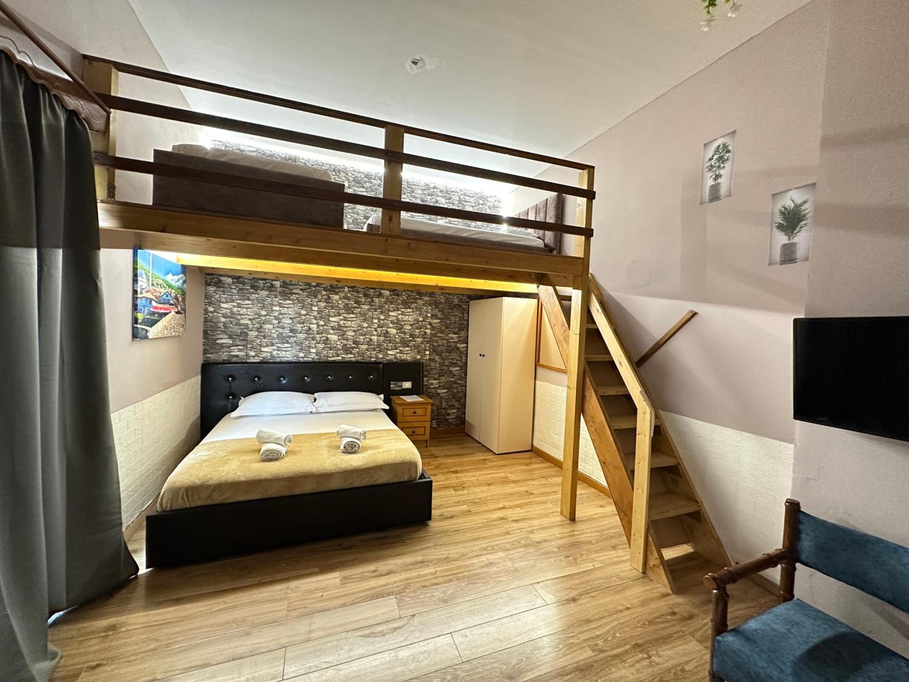 Anel Suites