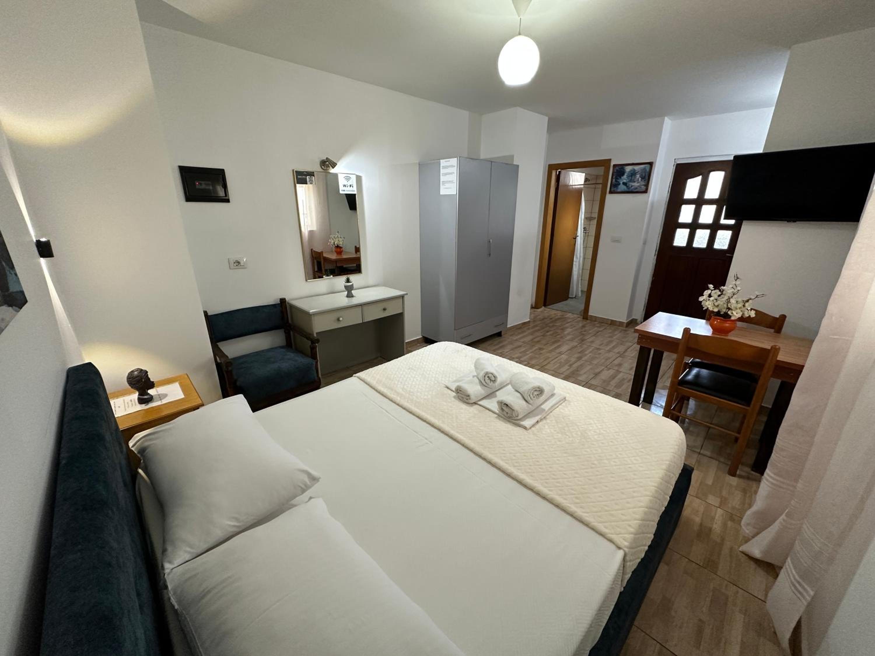 Anel Suites