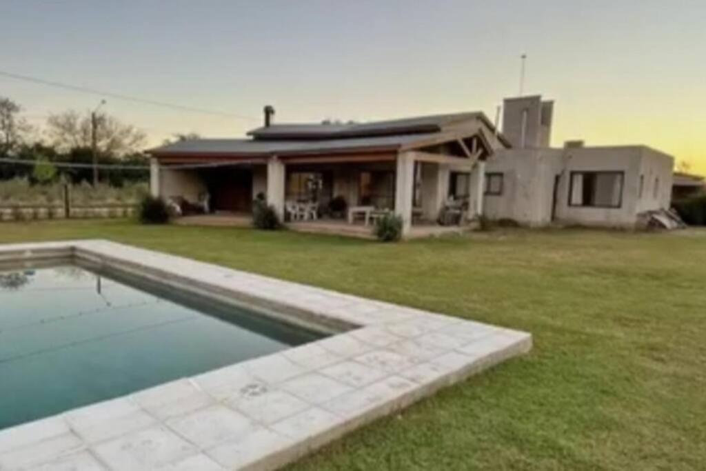 Casa de campo con piscina