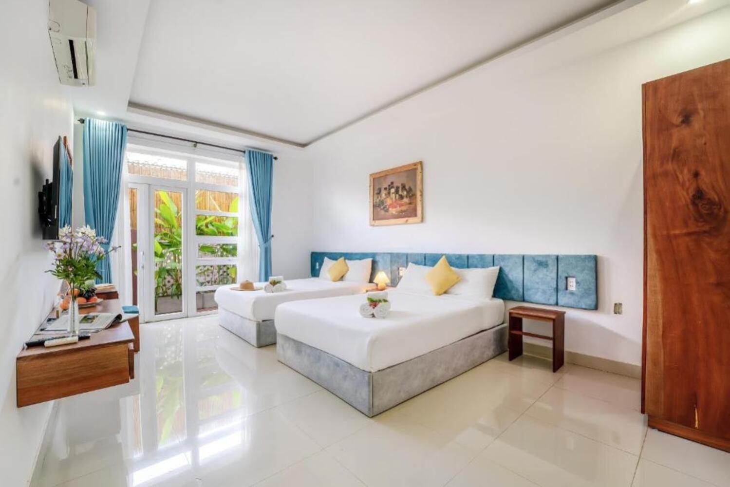 Nelly Villa Hoi An view 3