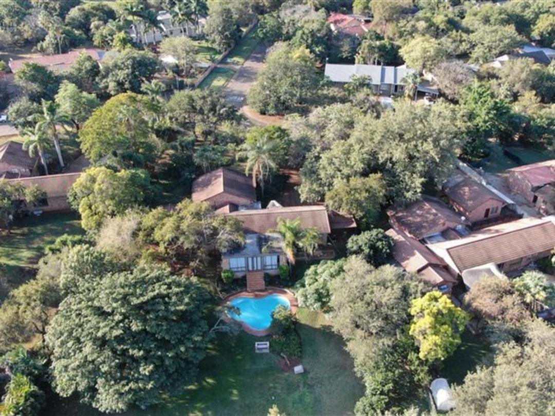 322 on Kiaat, Stones throw from Kruger Park, Malelane Gate view 5