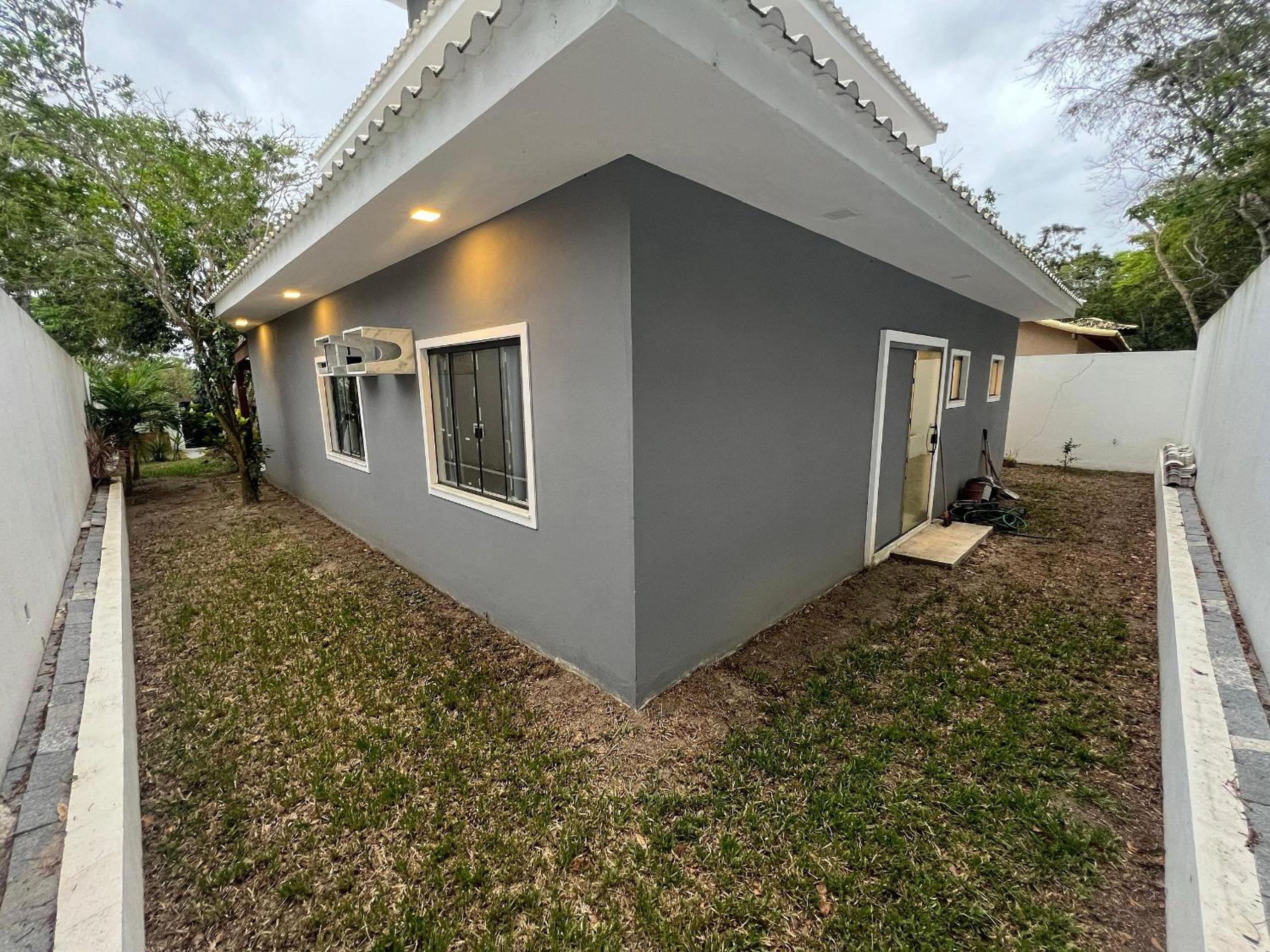 Casa Alto Padrão com garagem em Búzios