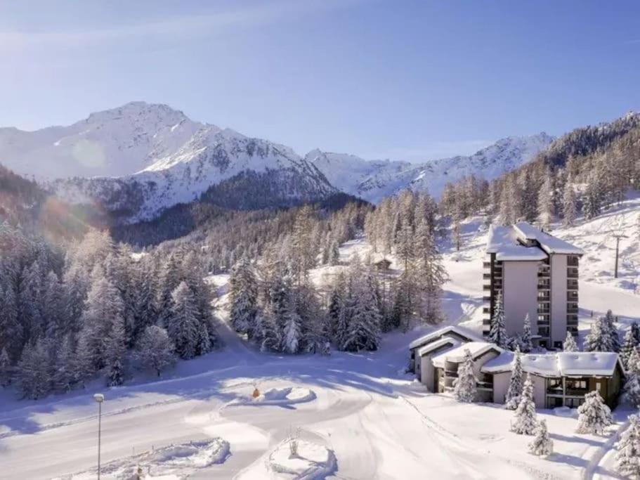 Le Chamois l Ski-out l Standing