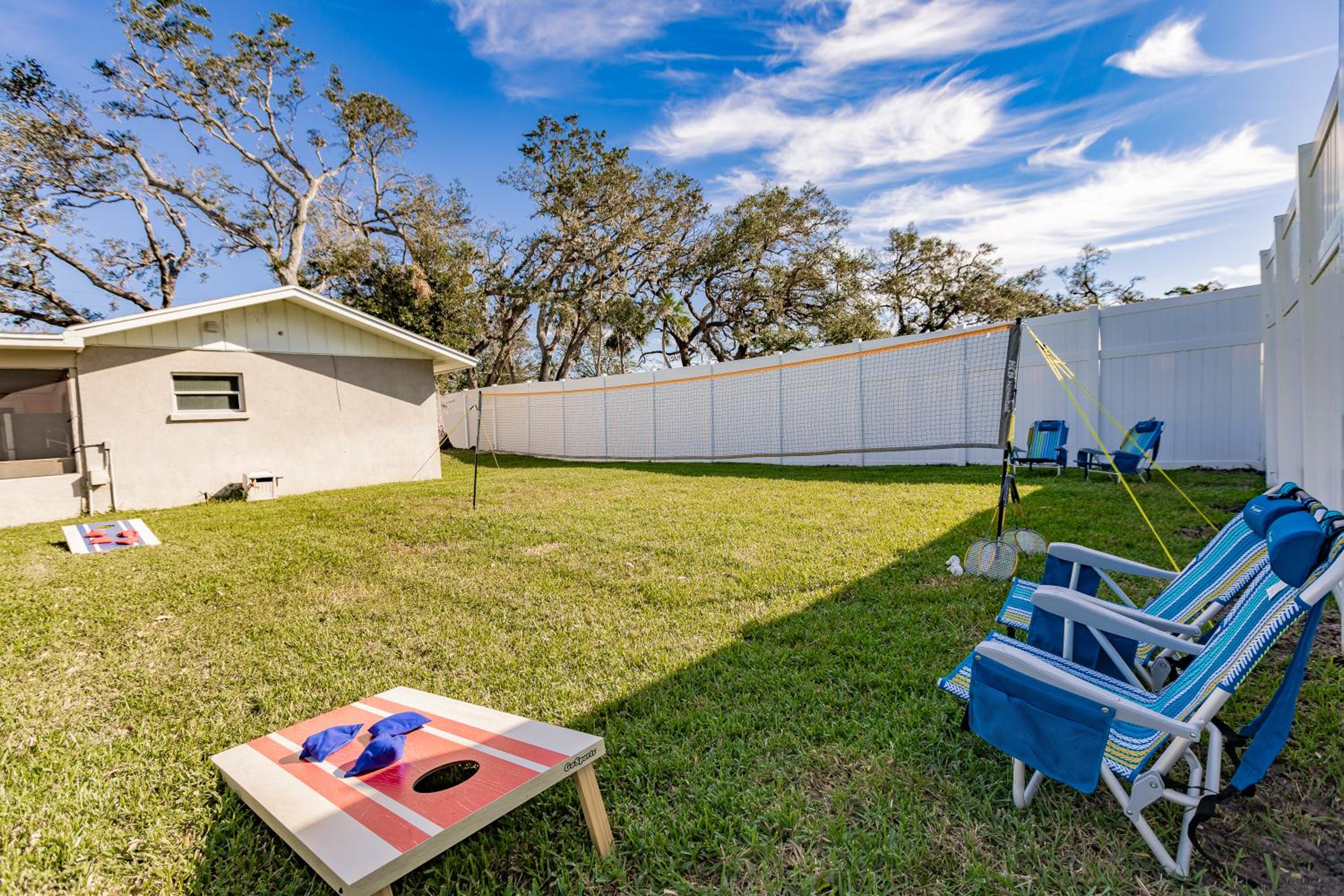 Grinning Gecko 4Bdr3Bath NEW Pool House, Heated Salt Pool, Indoor-Outdoor Kitchen and Fireplaces, Putting Green, Bocce Court-Within 6 miles of AMI