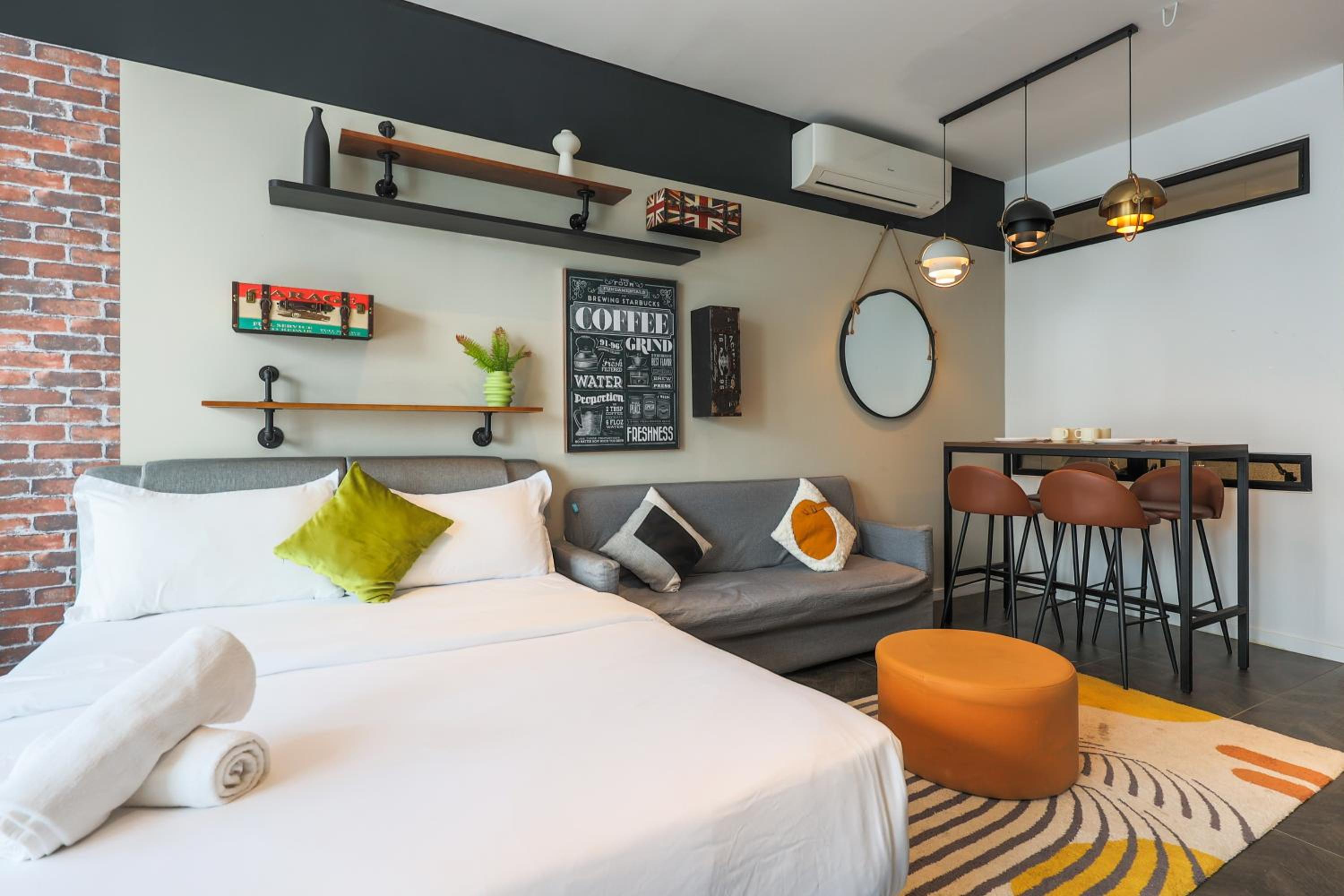 Scarletz Suites KLCC by GB