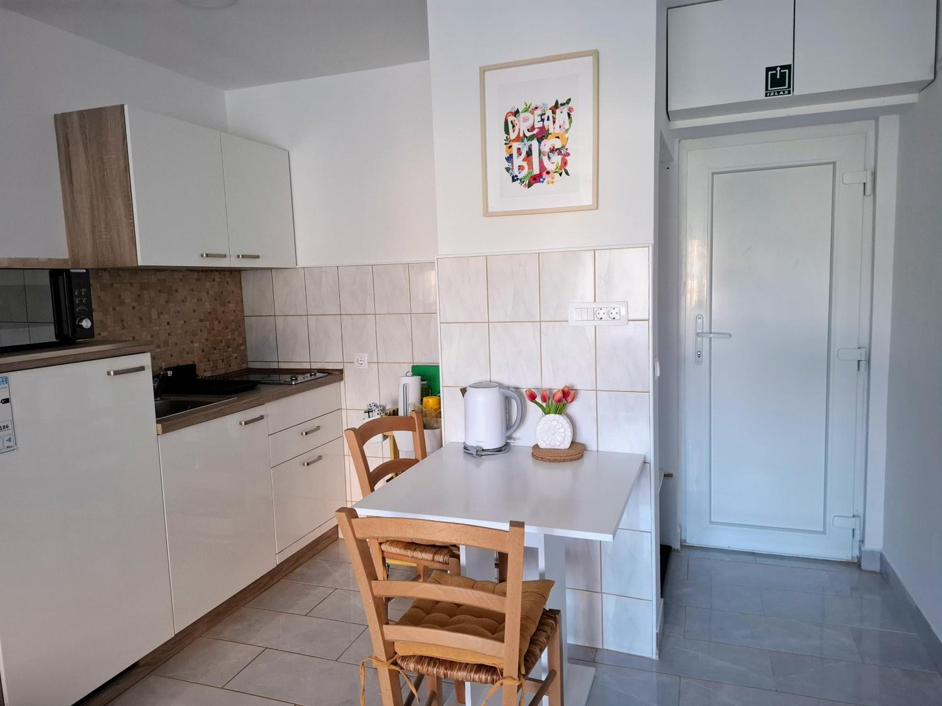 Studio apartman Mirta II photo 4
