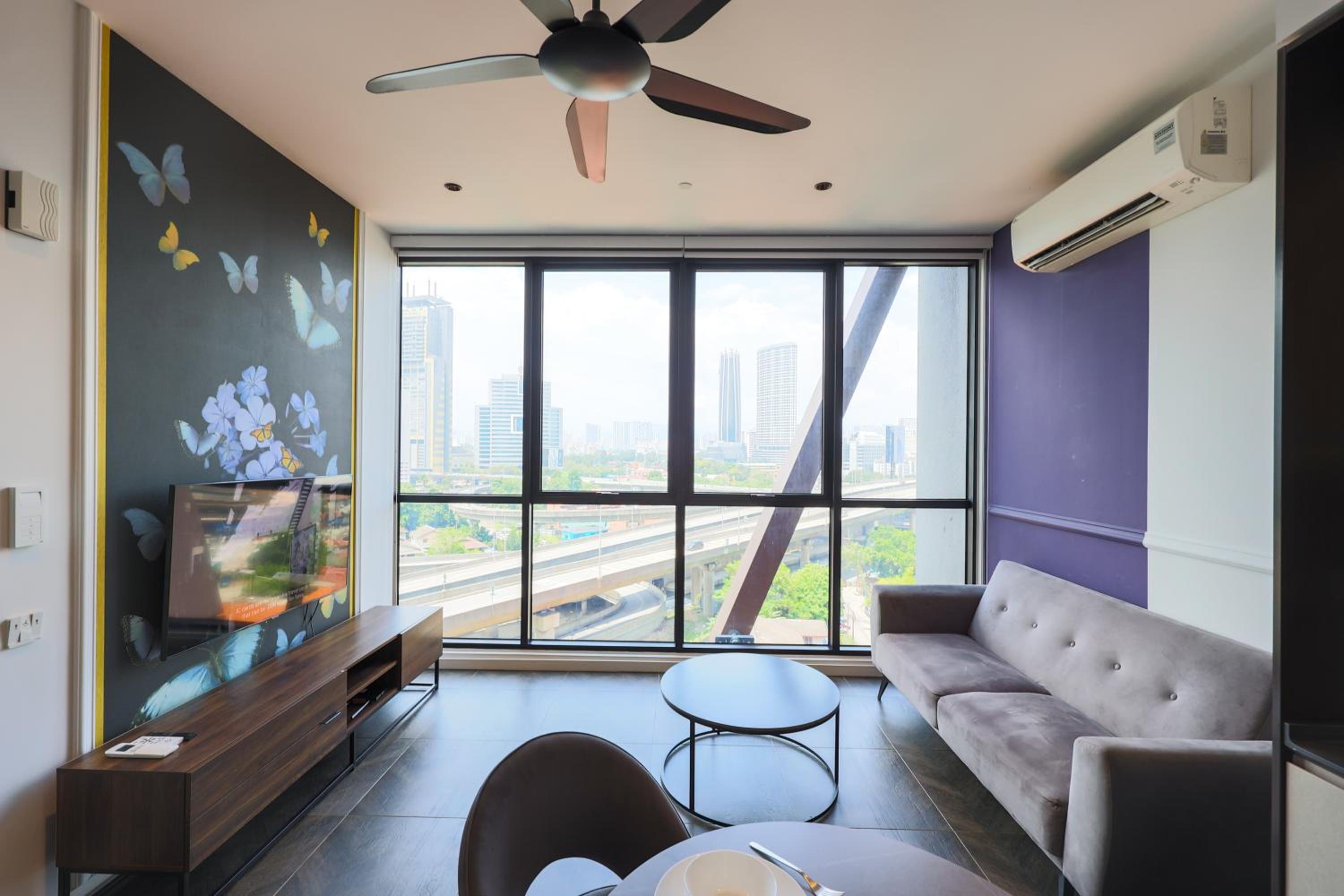 Scarletz Suites KLCC by GB