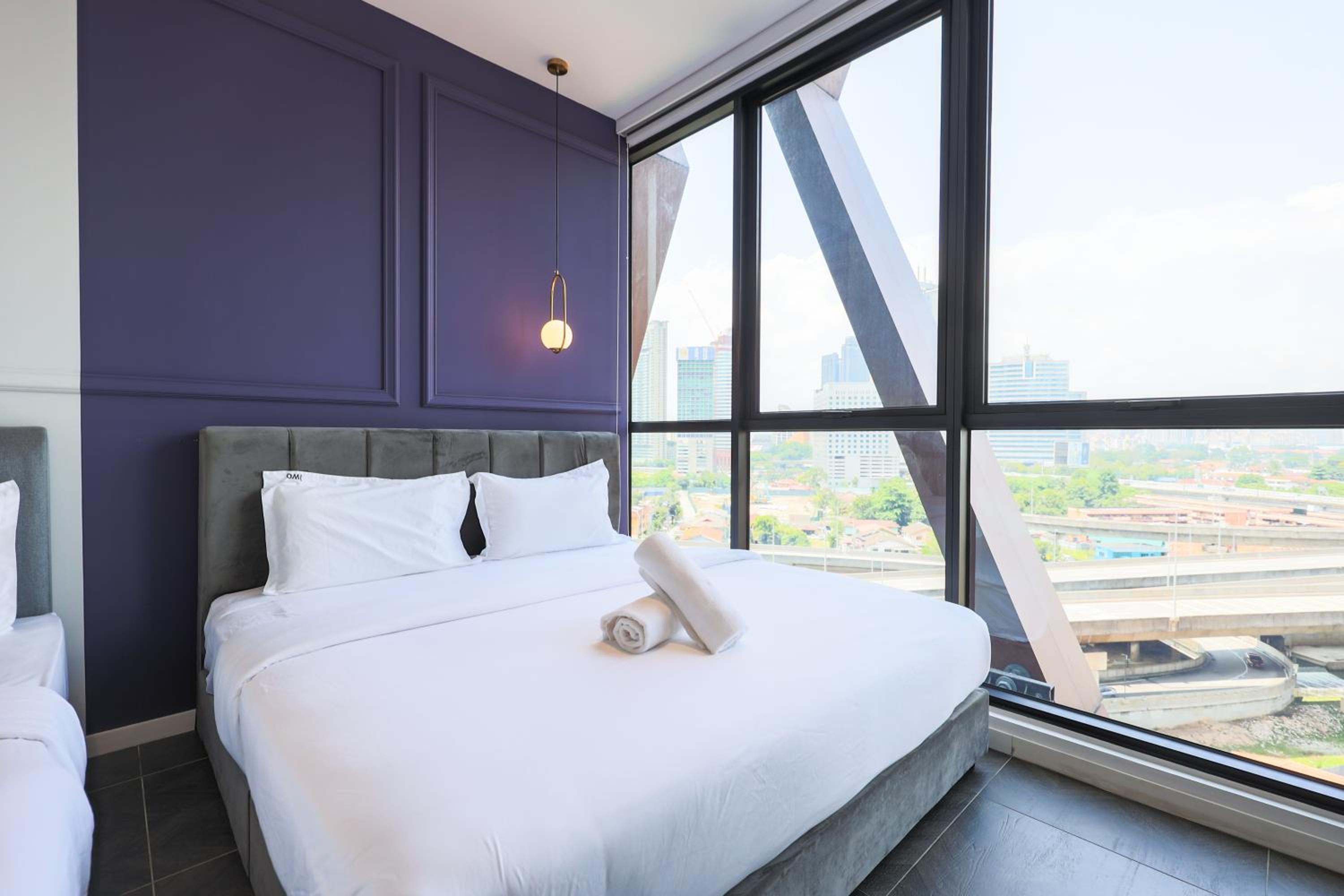 Scarletz Suites KLCC by GB