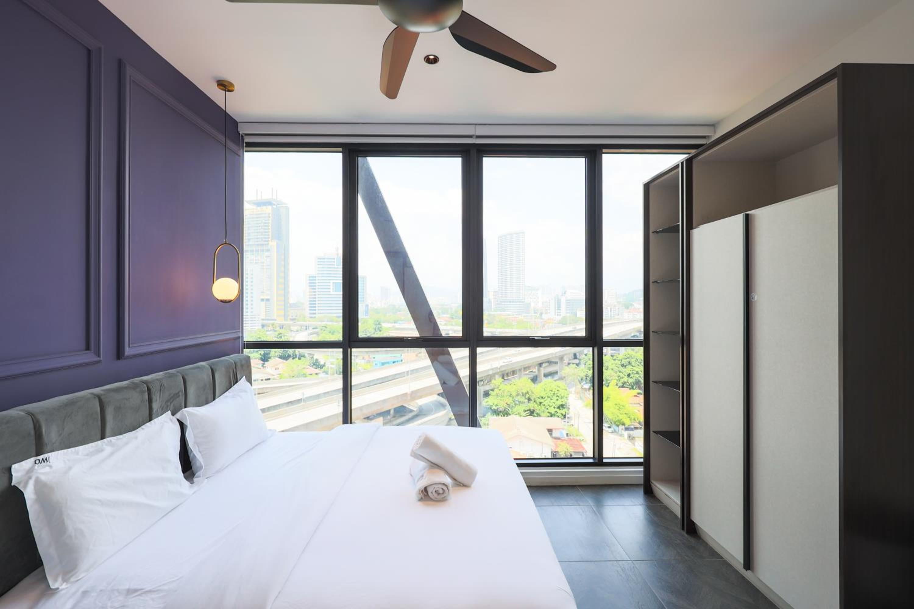 Scarletz Suites KLCC by GB