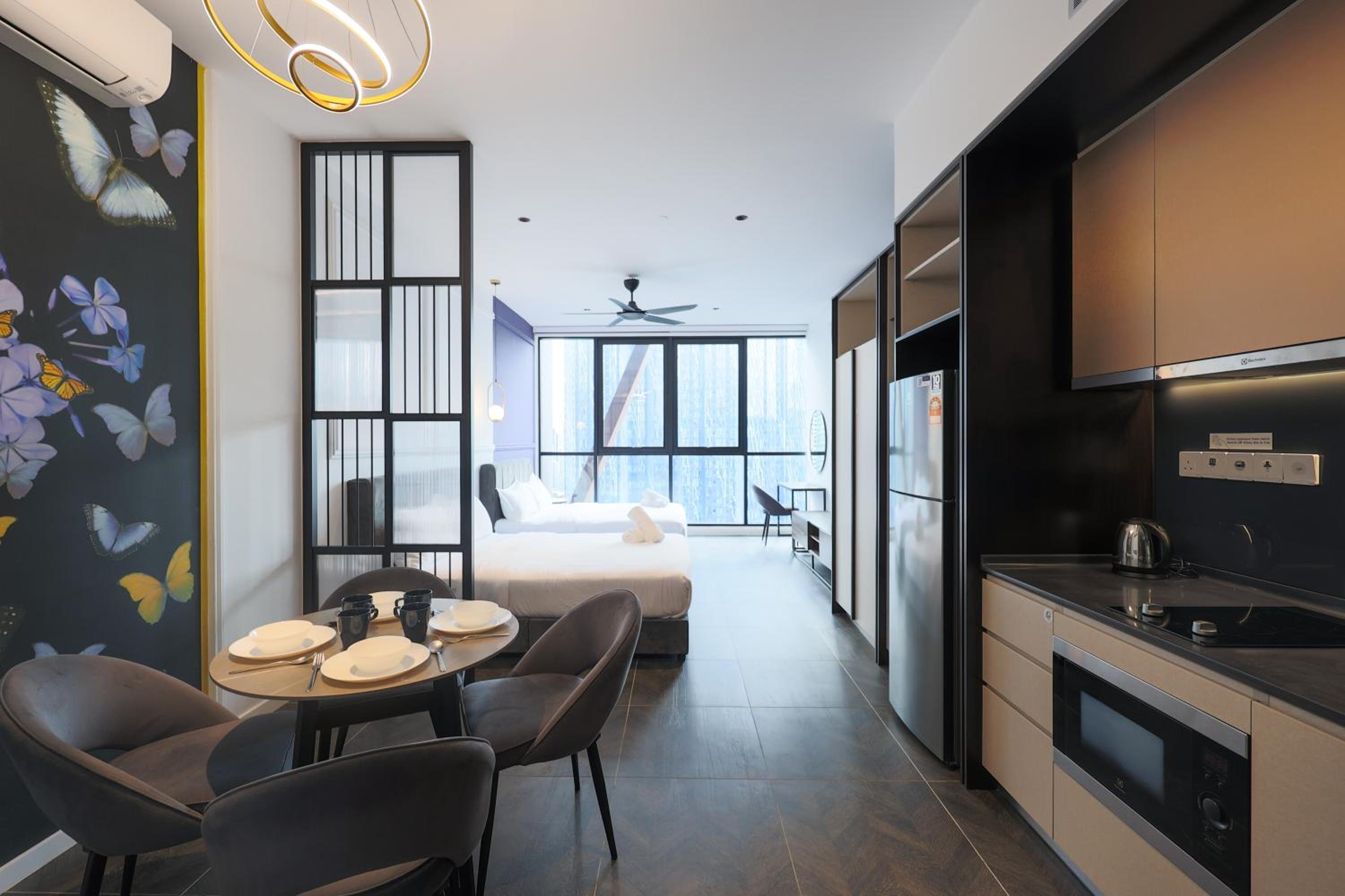 Scarletz Suites KLCC by GB