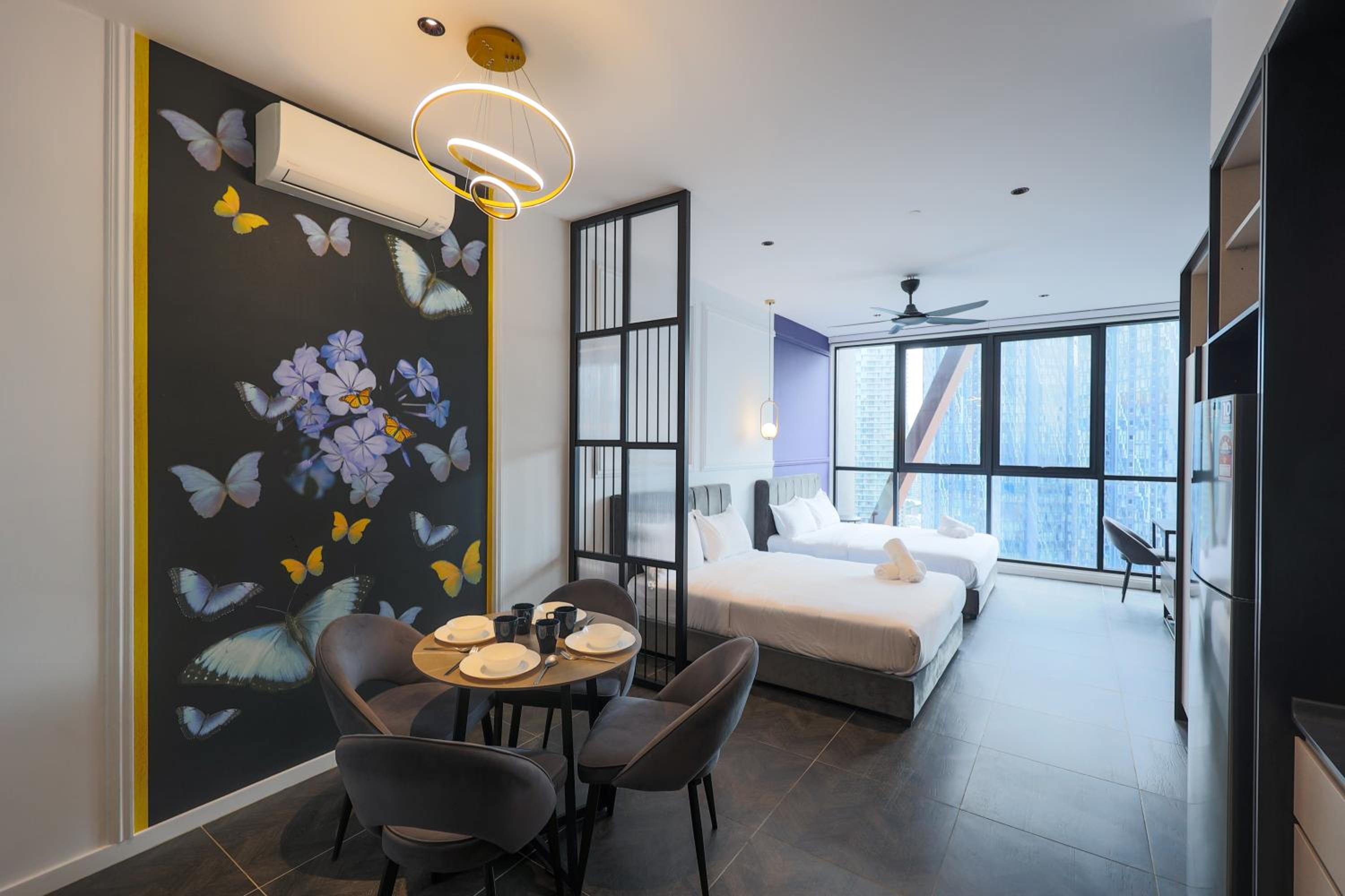 Scarletz Suites KLCC by GB