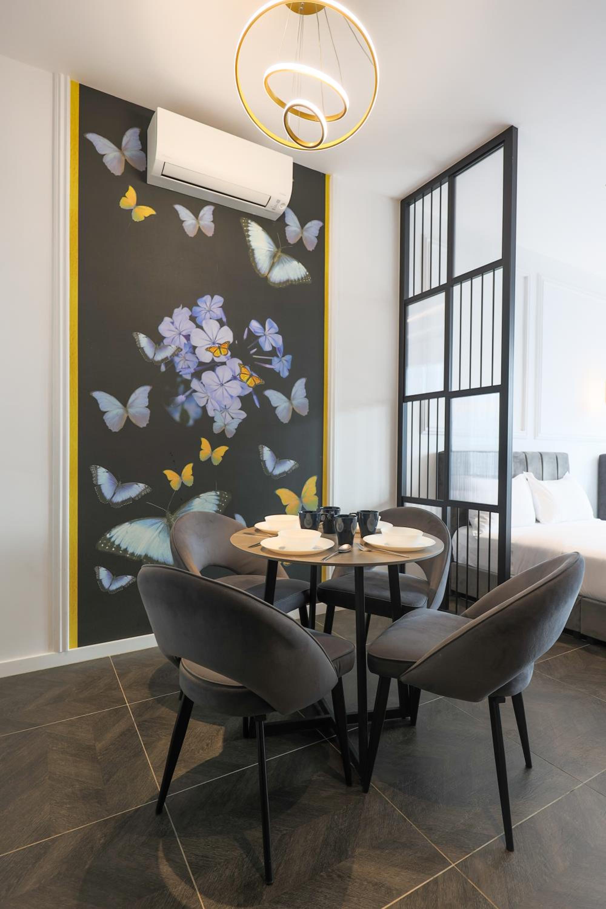 Scarletz Suites KLCC by GB