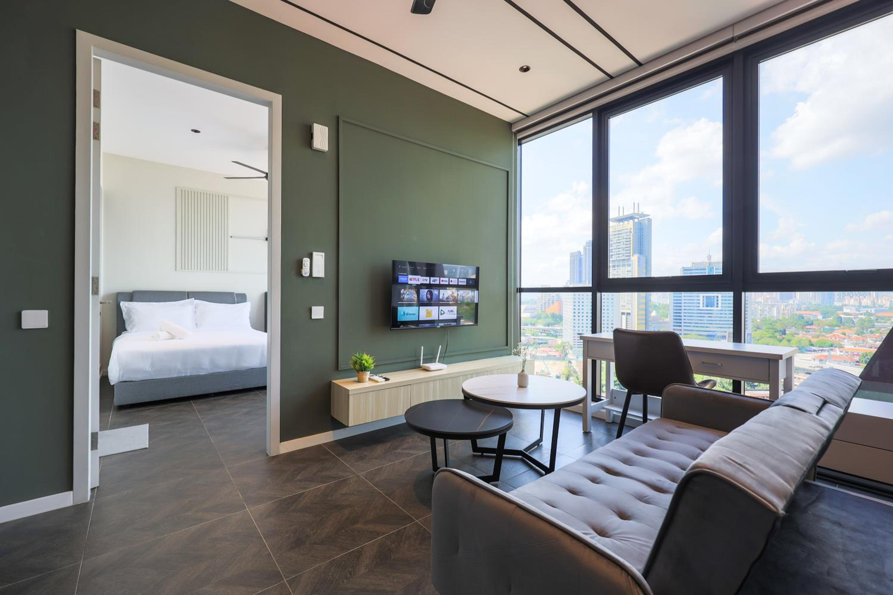 Scarletz Suites KLCC by GB