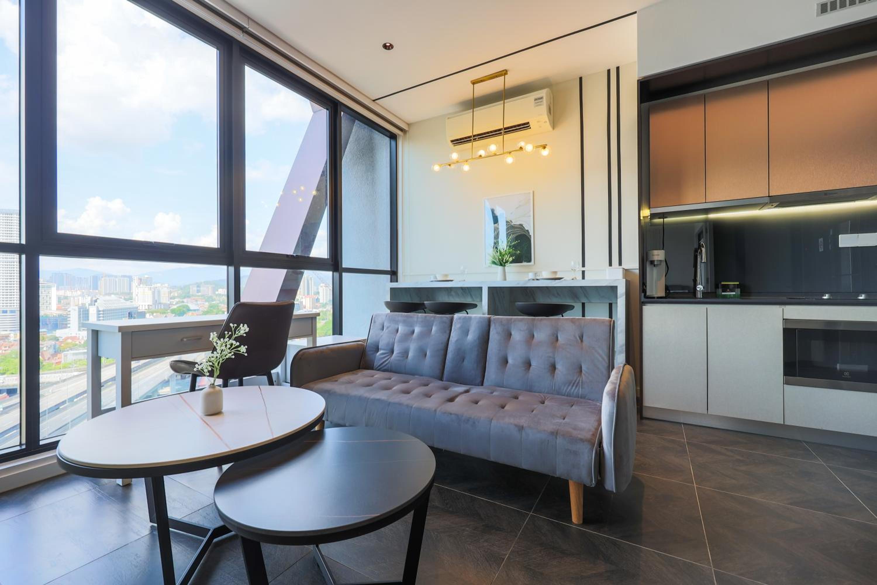 Scarletz Suites KLCC by GB