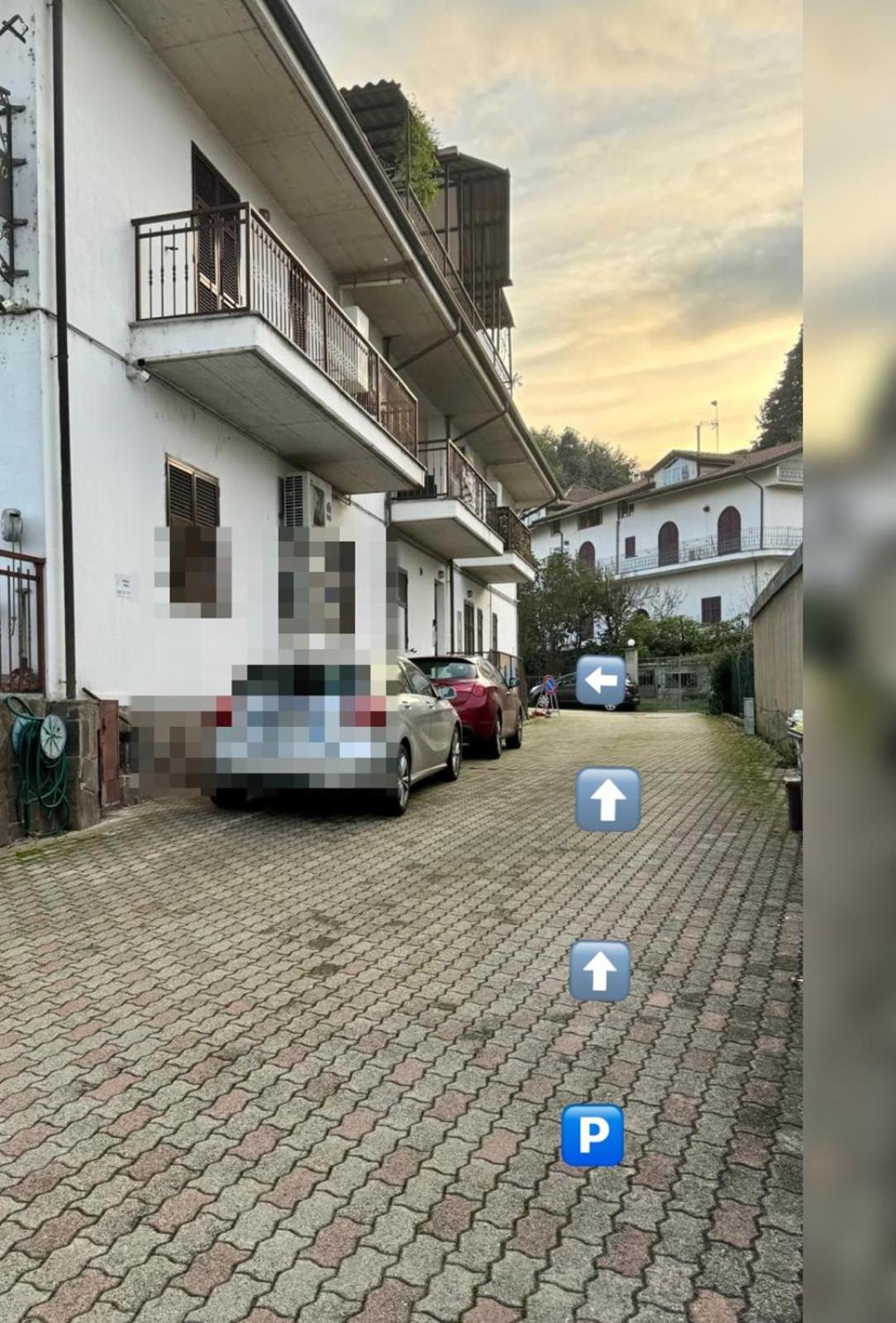 Serravalle Shop&Stay -Private parking