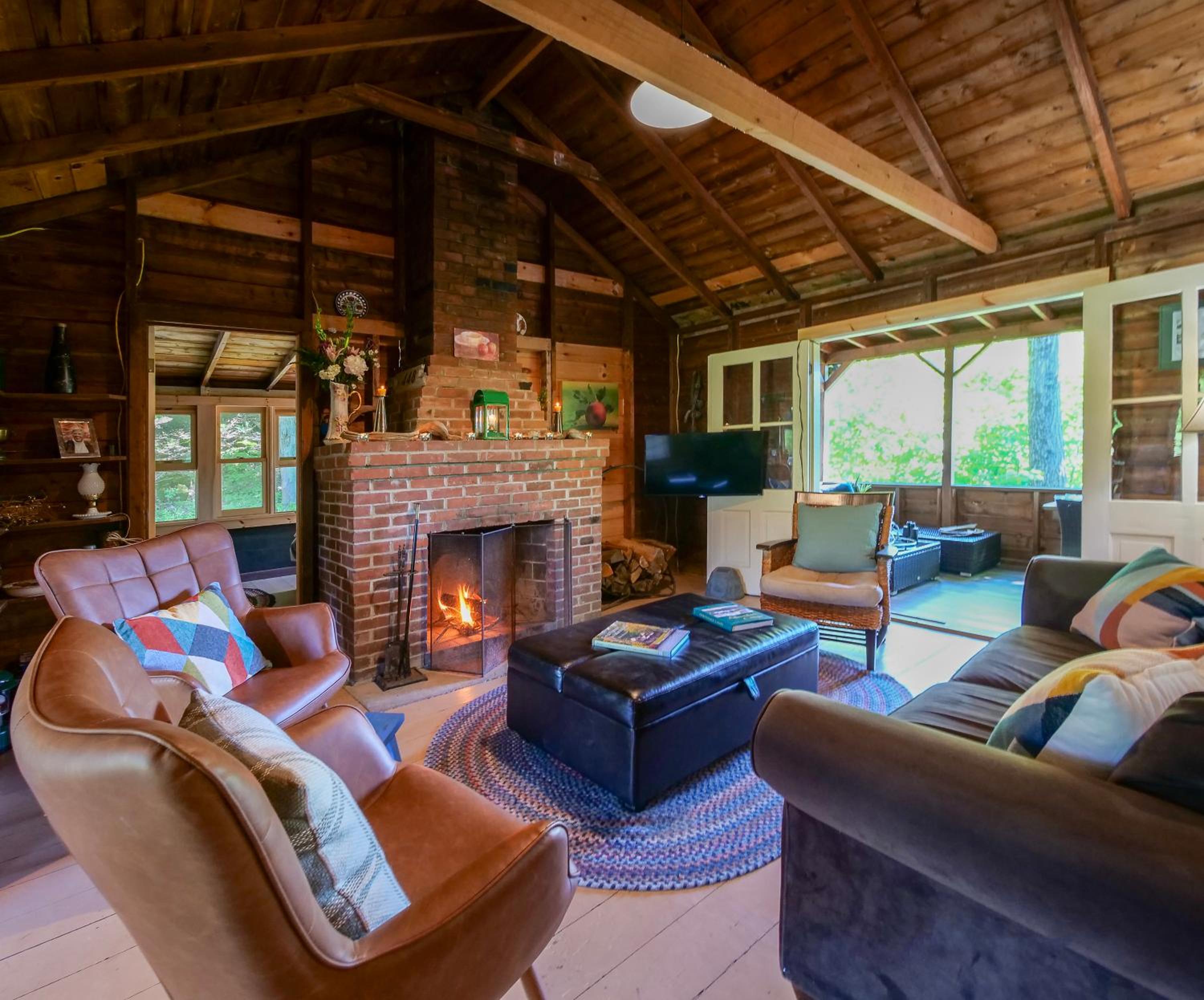Tots Cabin of Braeloch view 3