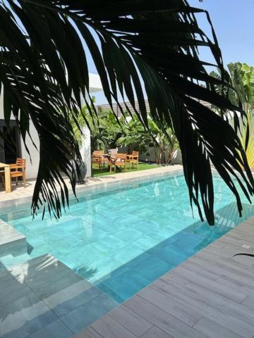 Côté jardin Ngaparou