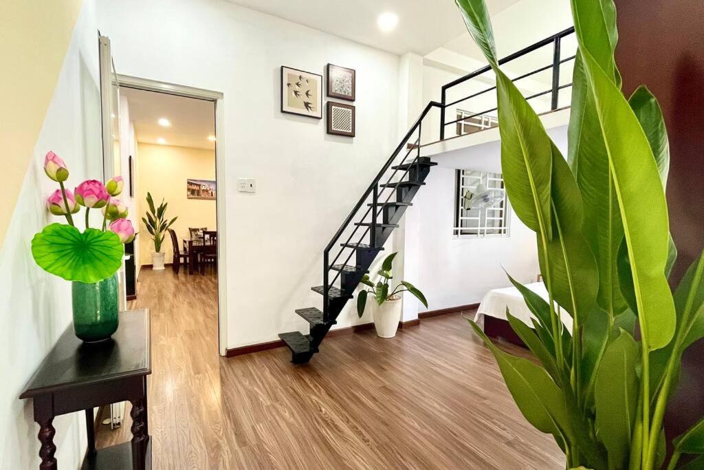 80m2 apt, Bui Vien St, Central District 1, HCMC Saigon