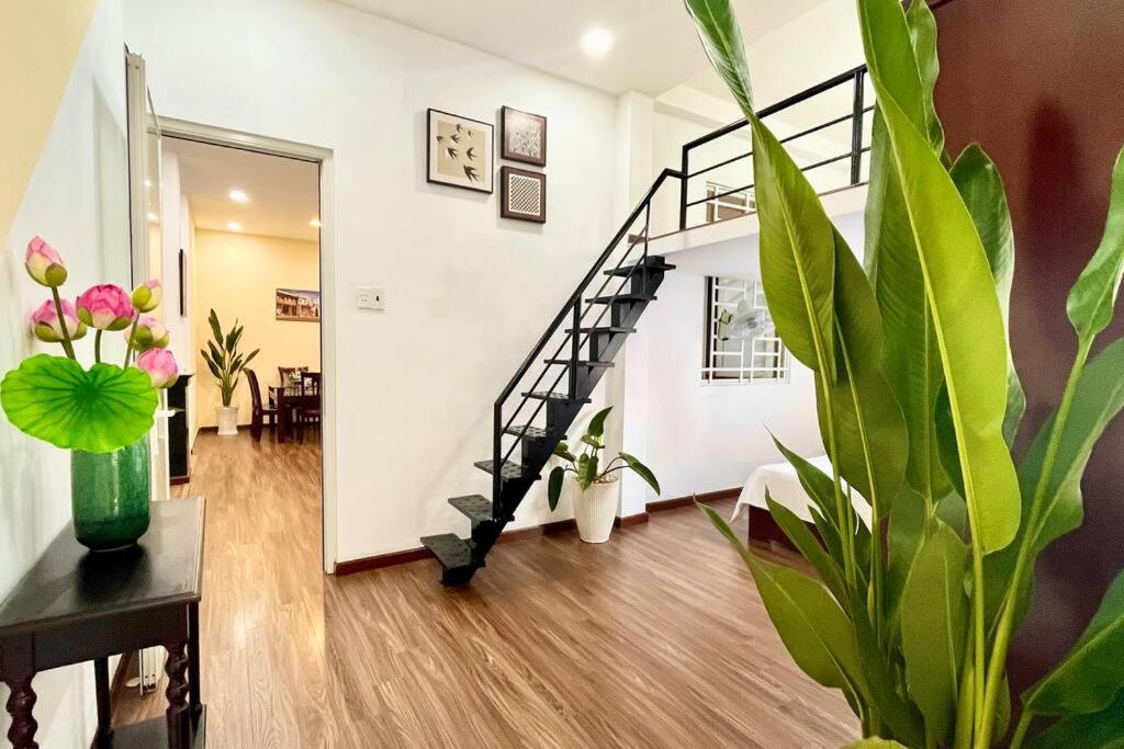 80m2 apt, Bui Vien St, Central District 1, HCMC Saigon