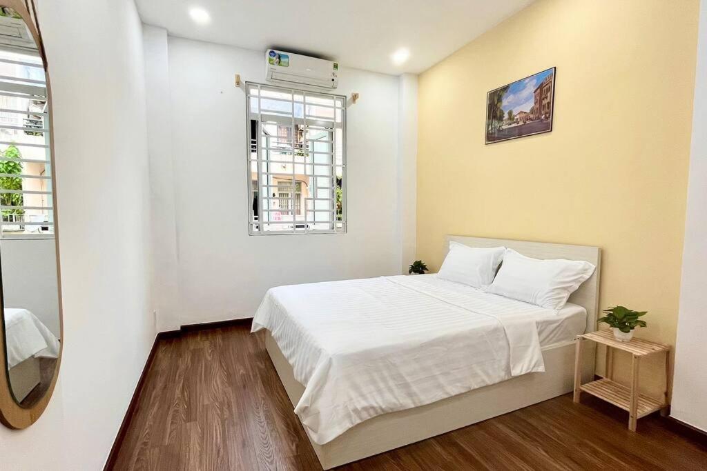 80m2 apt, Bui Vien St, Central District 1, HCMC Saigon