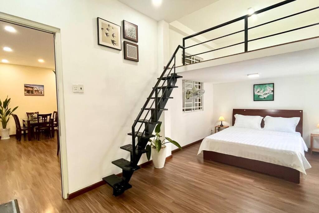 80m2 apt, Bui Vien St, Central District 1, HCMC Saigon