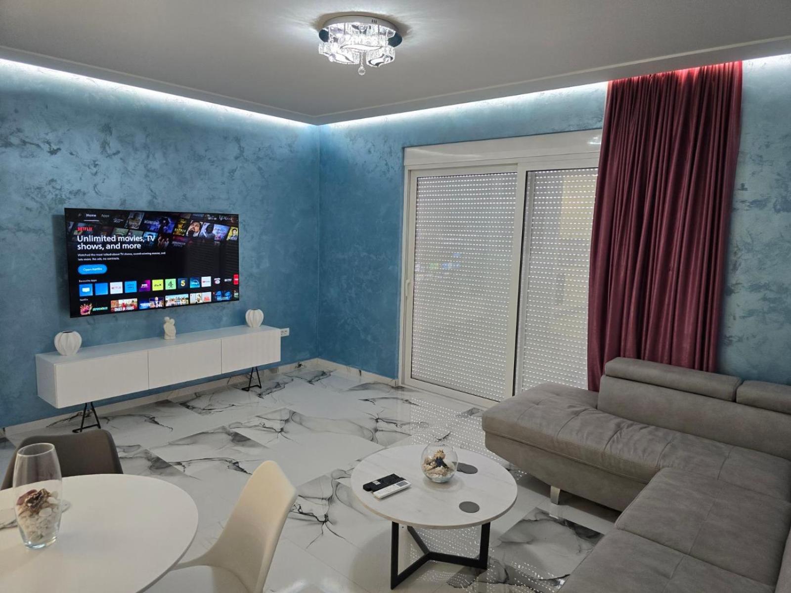 Apartments Iria