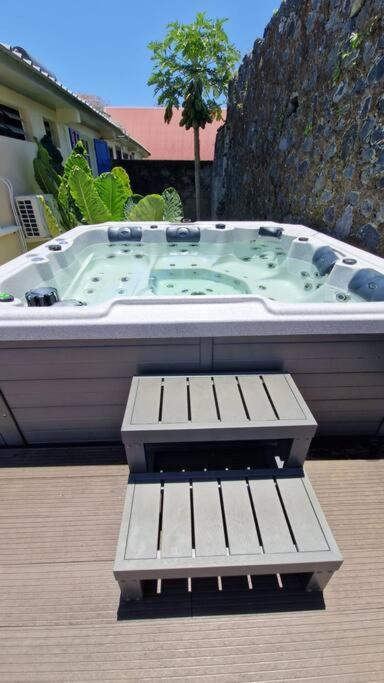 Maison avec jacuzzi