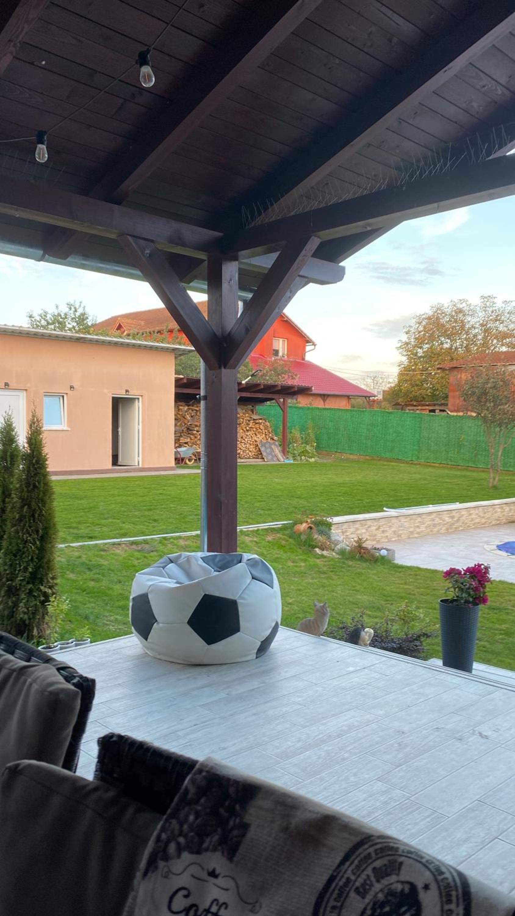 Căsuța bunicii view 2