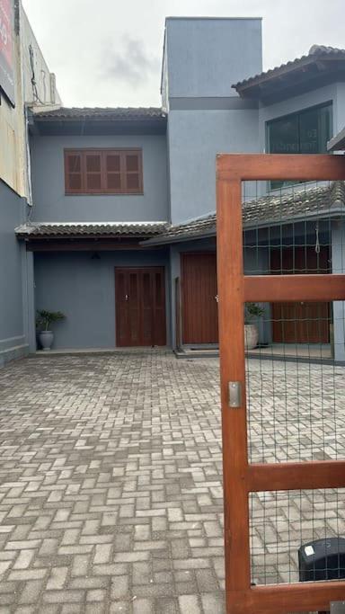 Moradas do Pier 2- apartamento a passos da areia, com vista perfeita da praia e plataforma em Tramandaí!